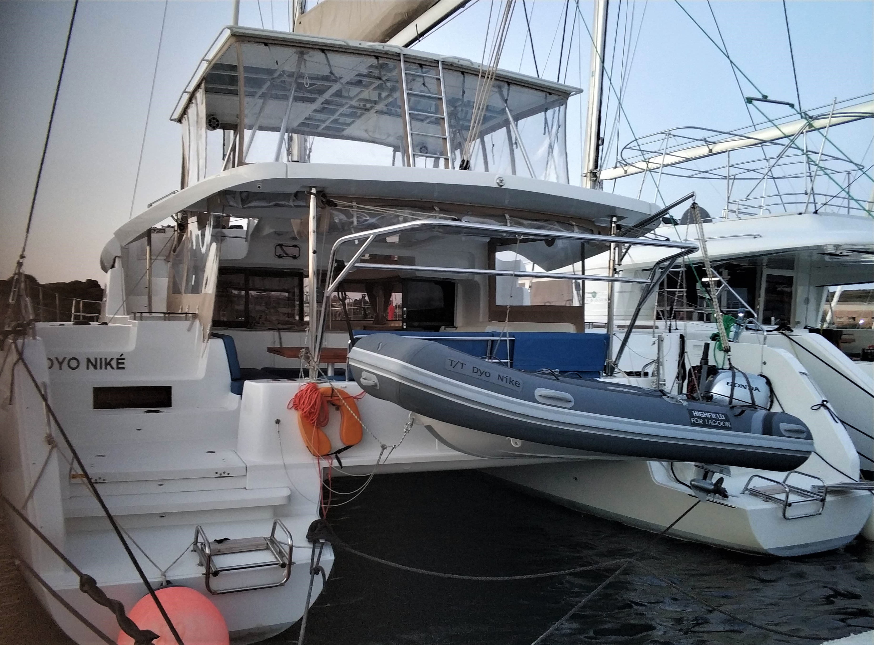 Lagoon 46  - photo 13