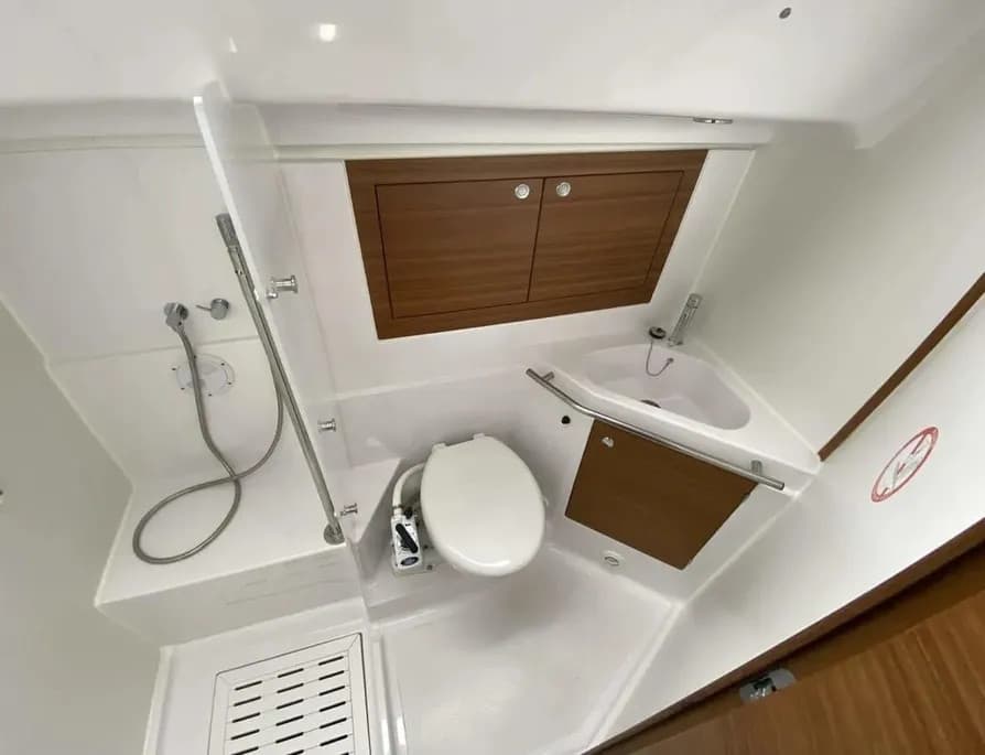 Oceanis 40.1 - photo 5