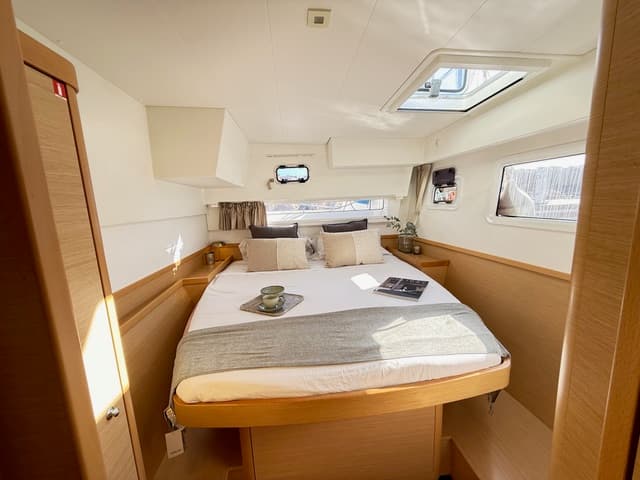 Lagoon 42 - photo 16