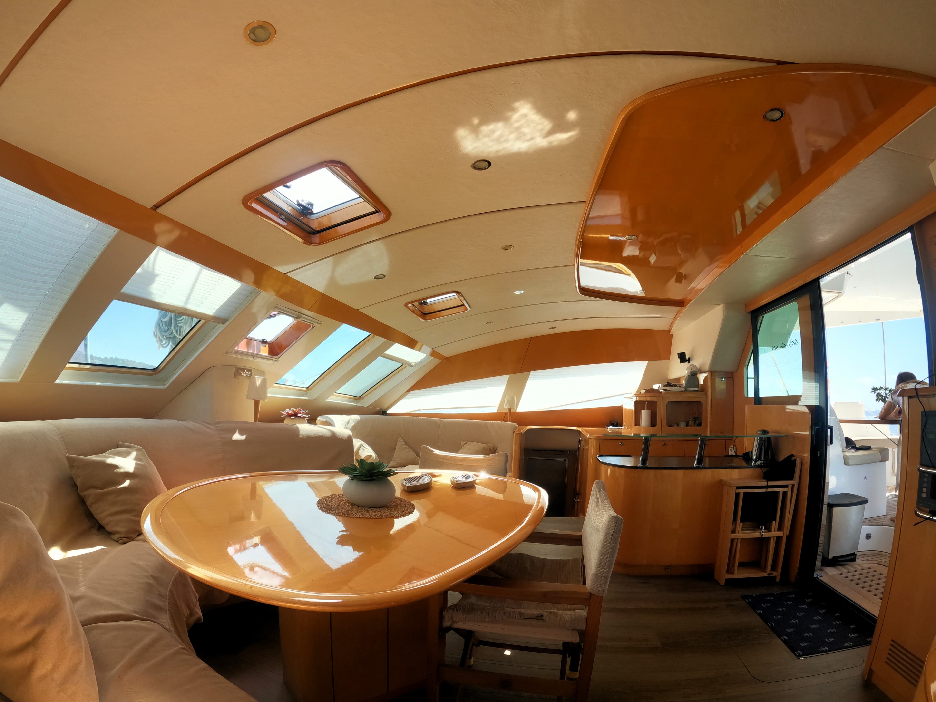 Privilege 615 - photo 4