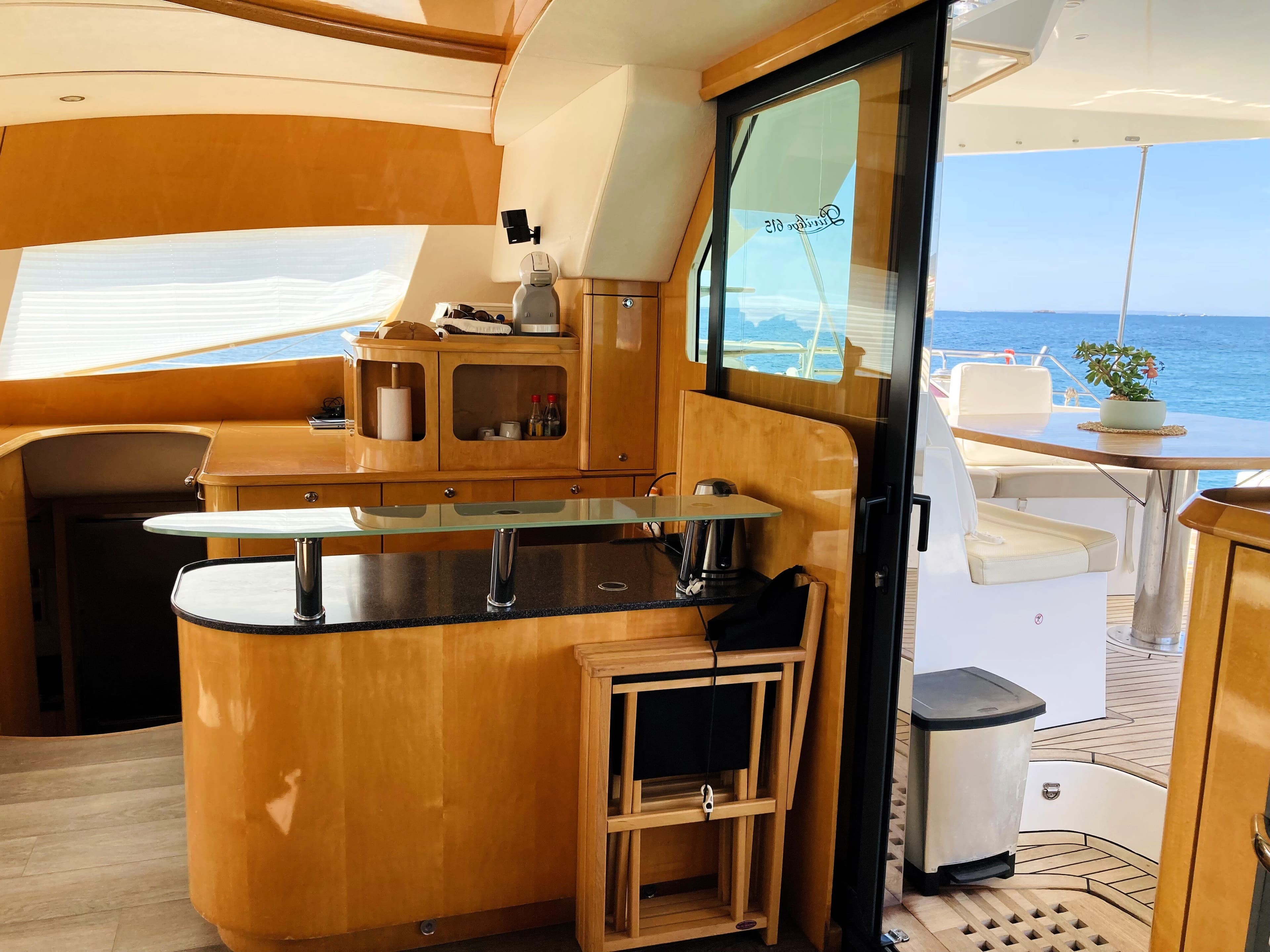 Privilege 615 - photo 15