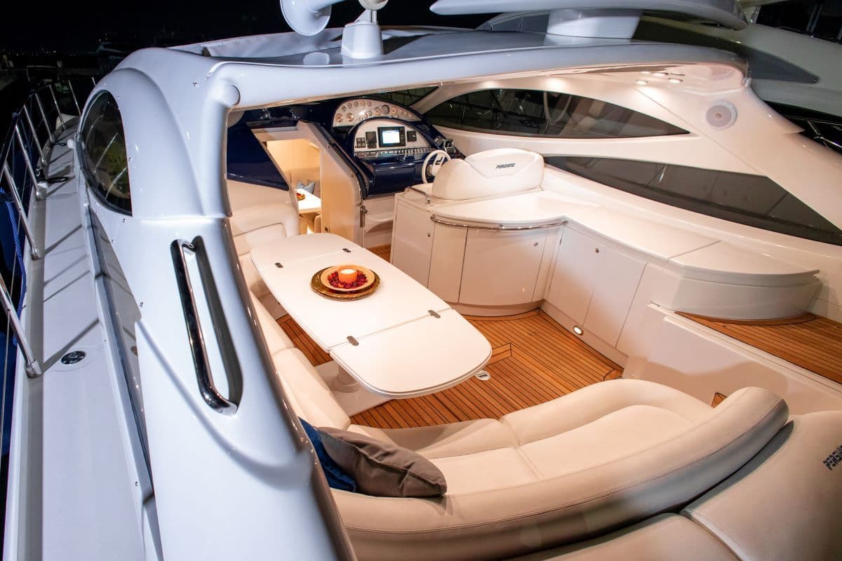 Pershing 52 - photo 5