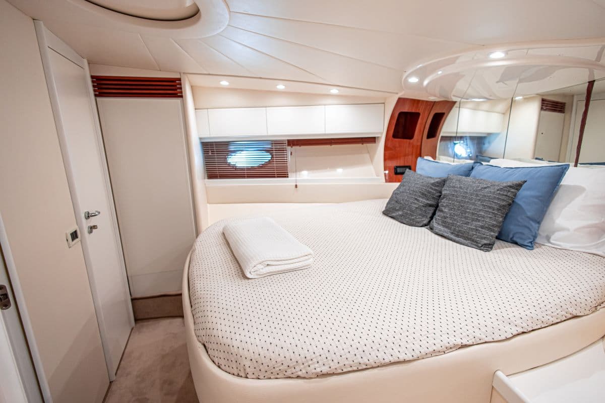 Pershing 52 - photo 7