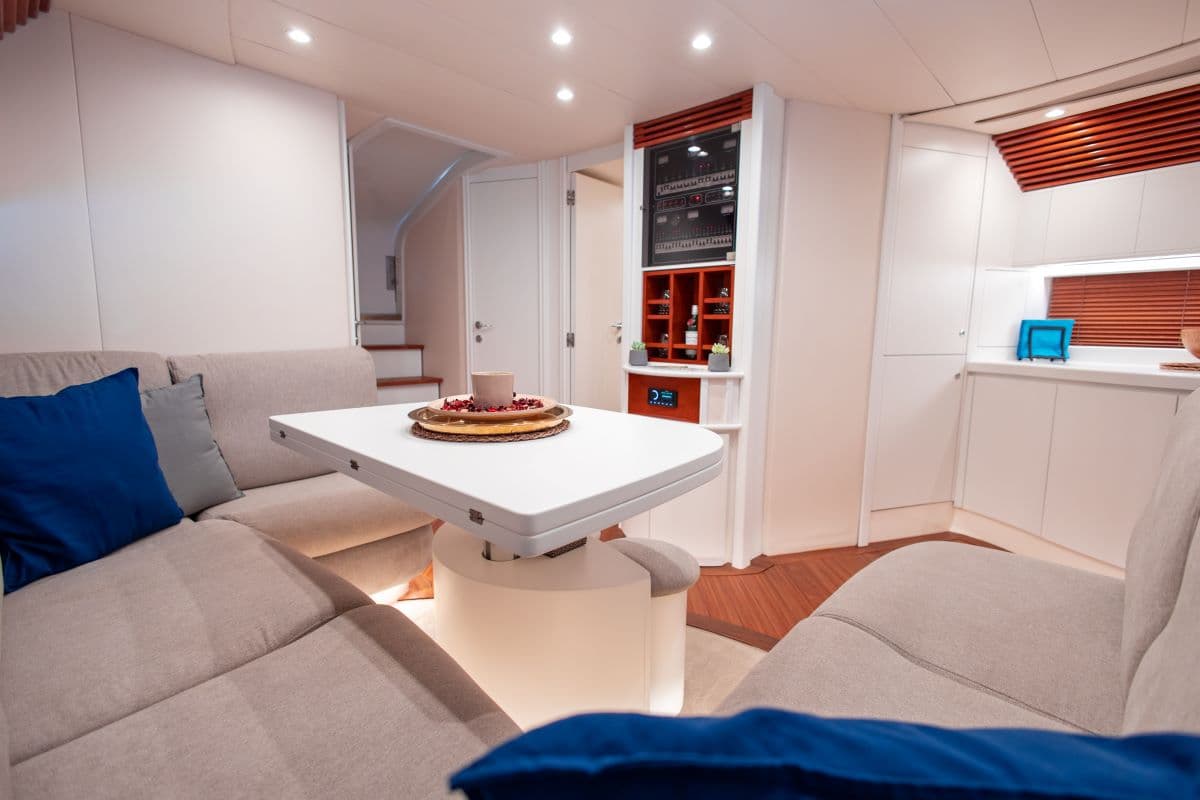 Pershing 52 - photo 12