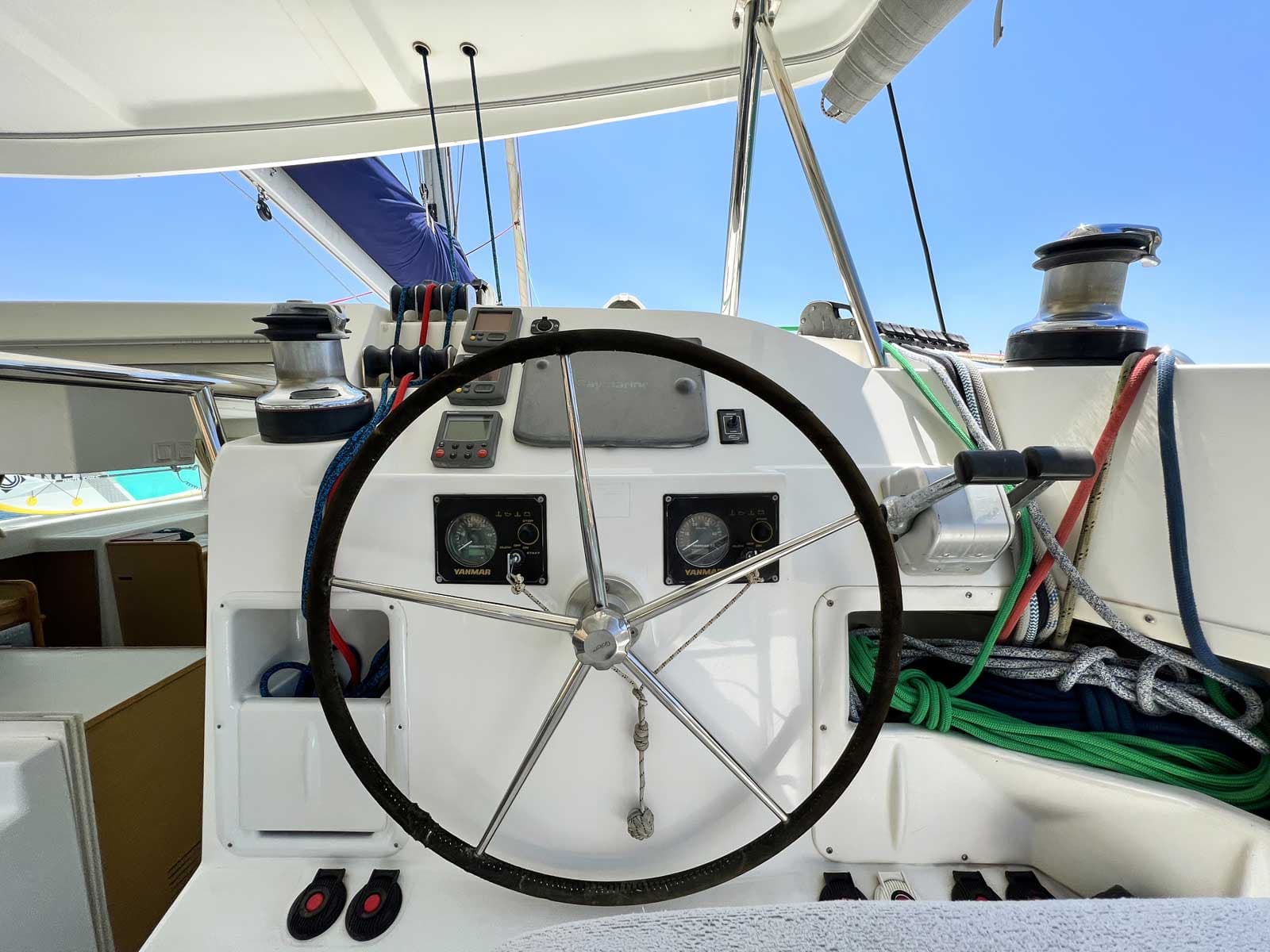 Lagoon 420 - photo 5