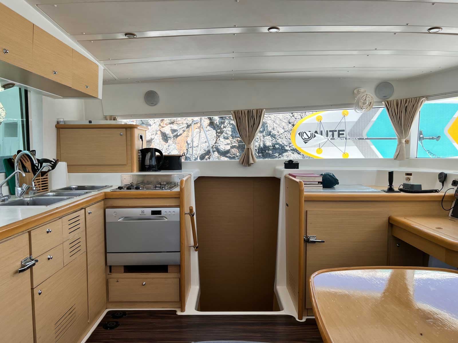 Lagoon 420 - photo 15