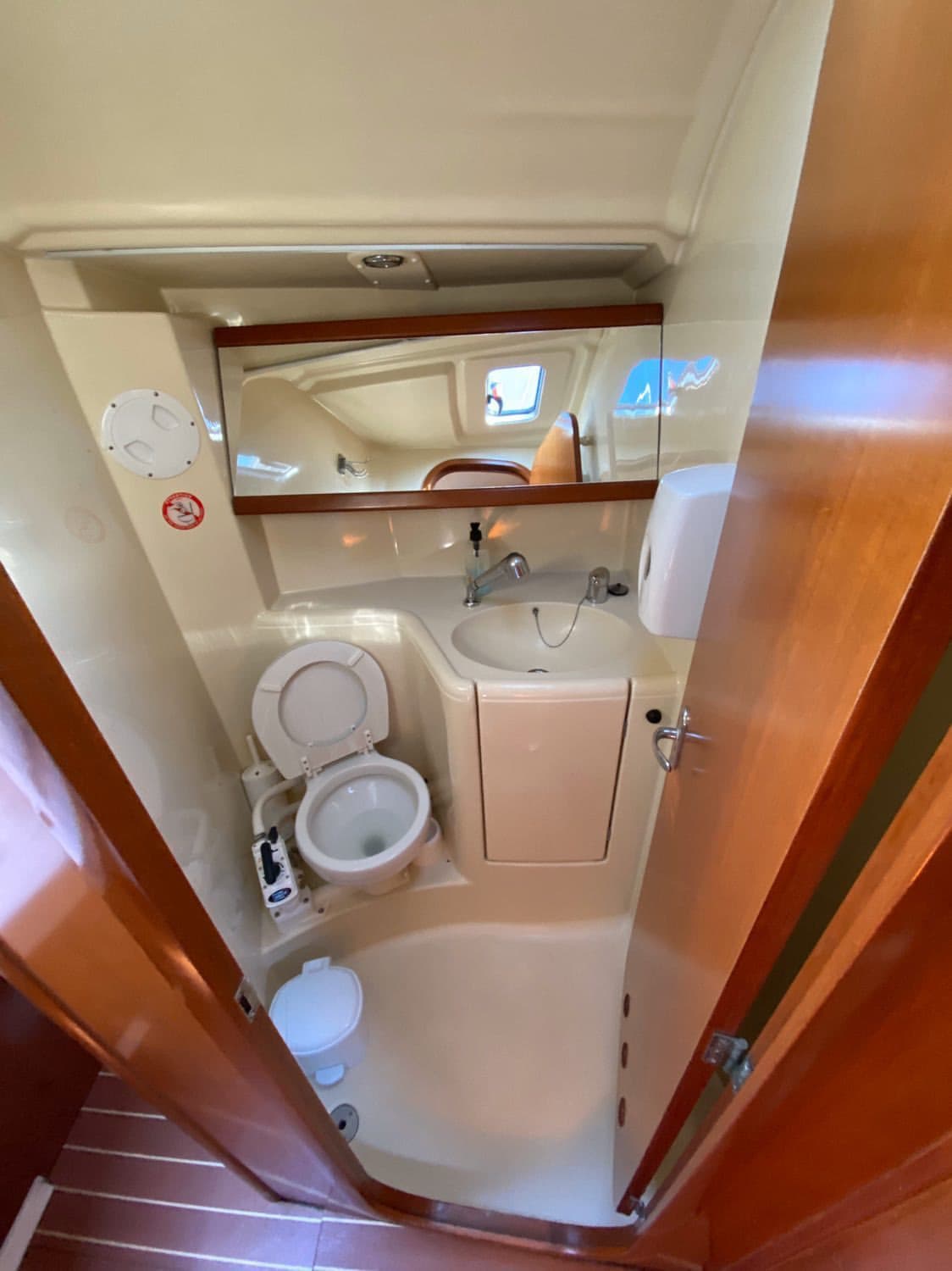 Dufour 385 Grand Large - photo 7