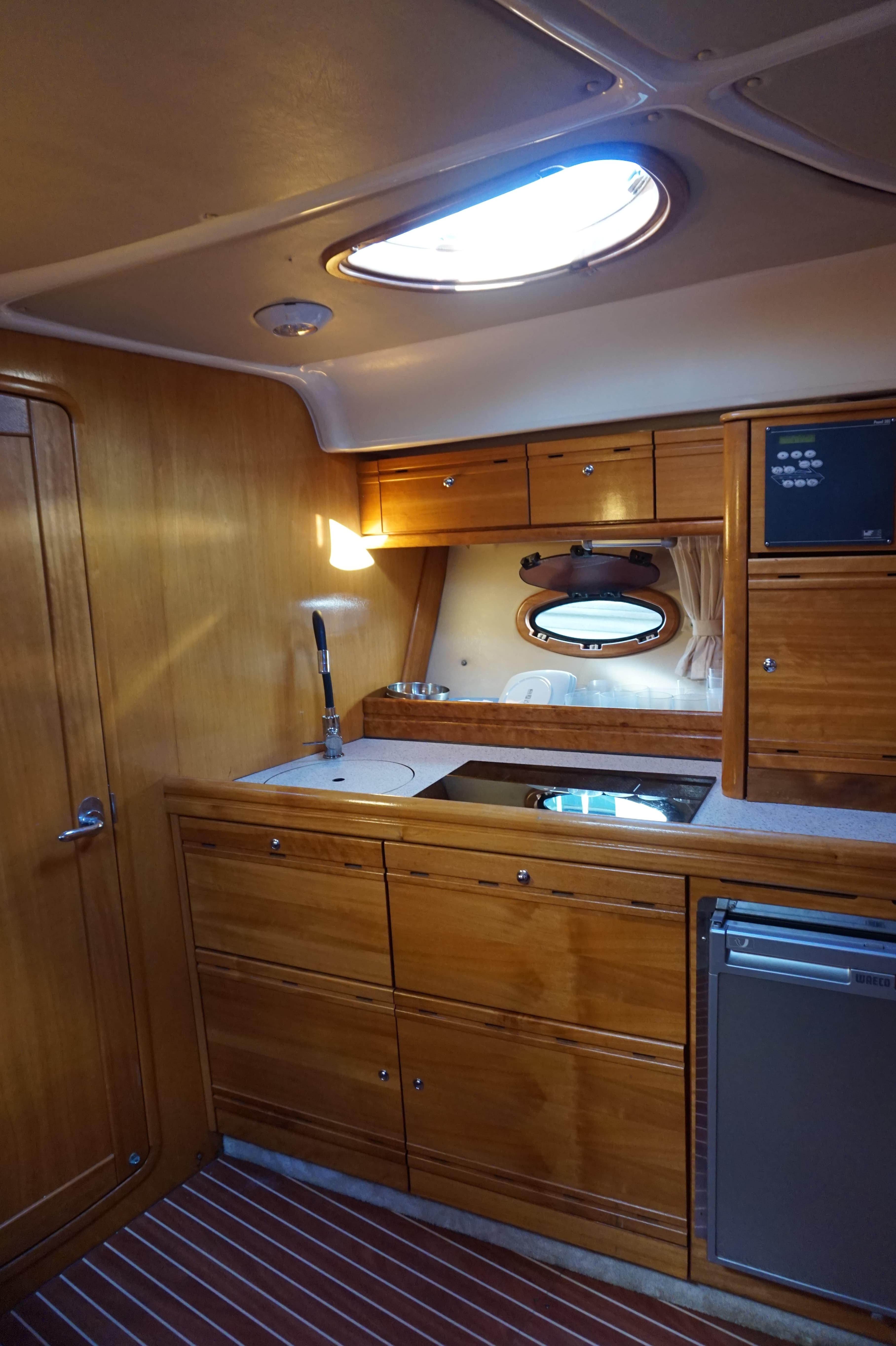 Bavaria Sport 35 - photo 12