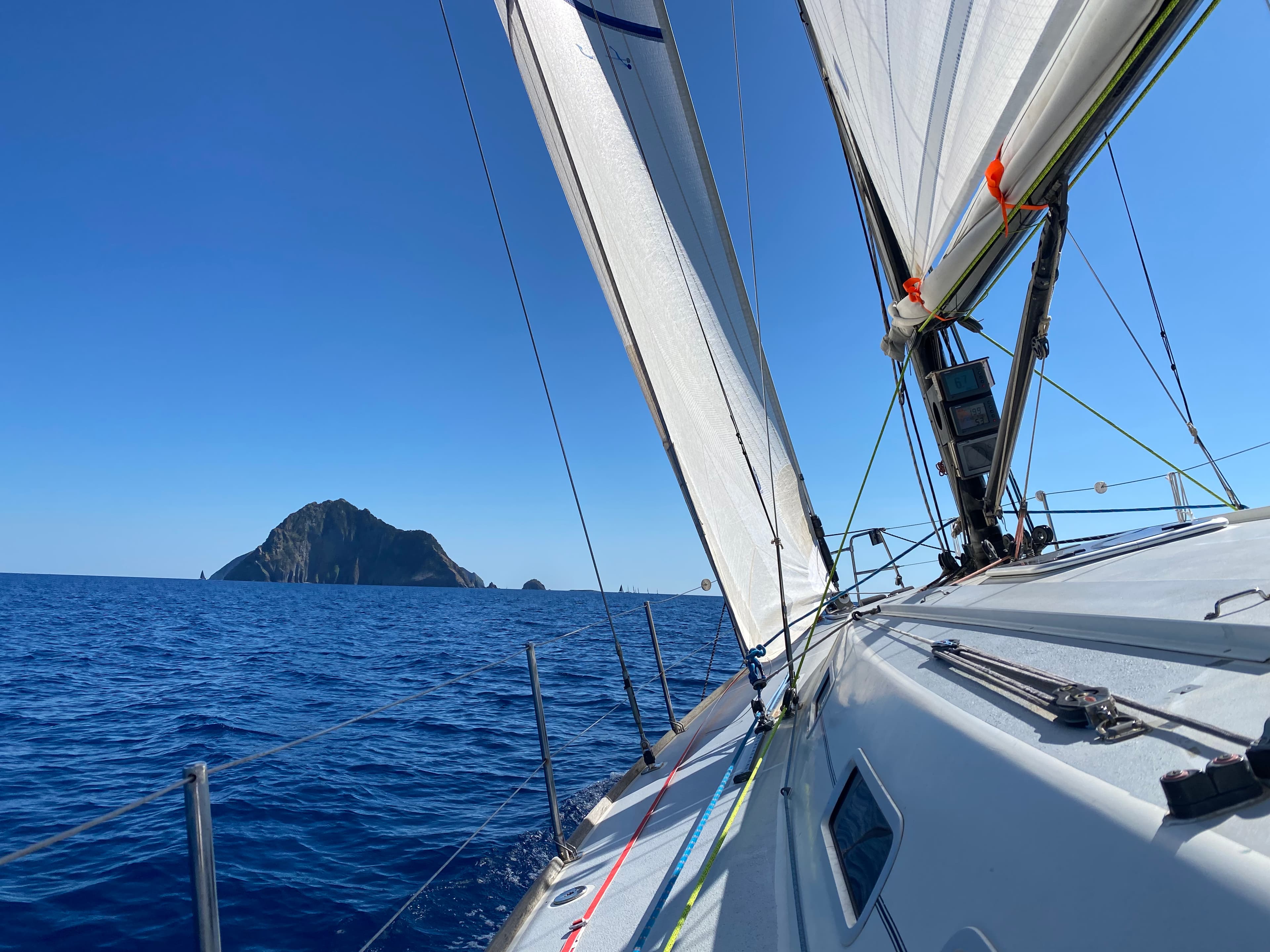 Fast Cruiser 42 - photo 11