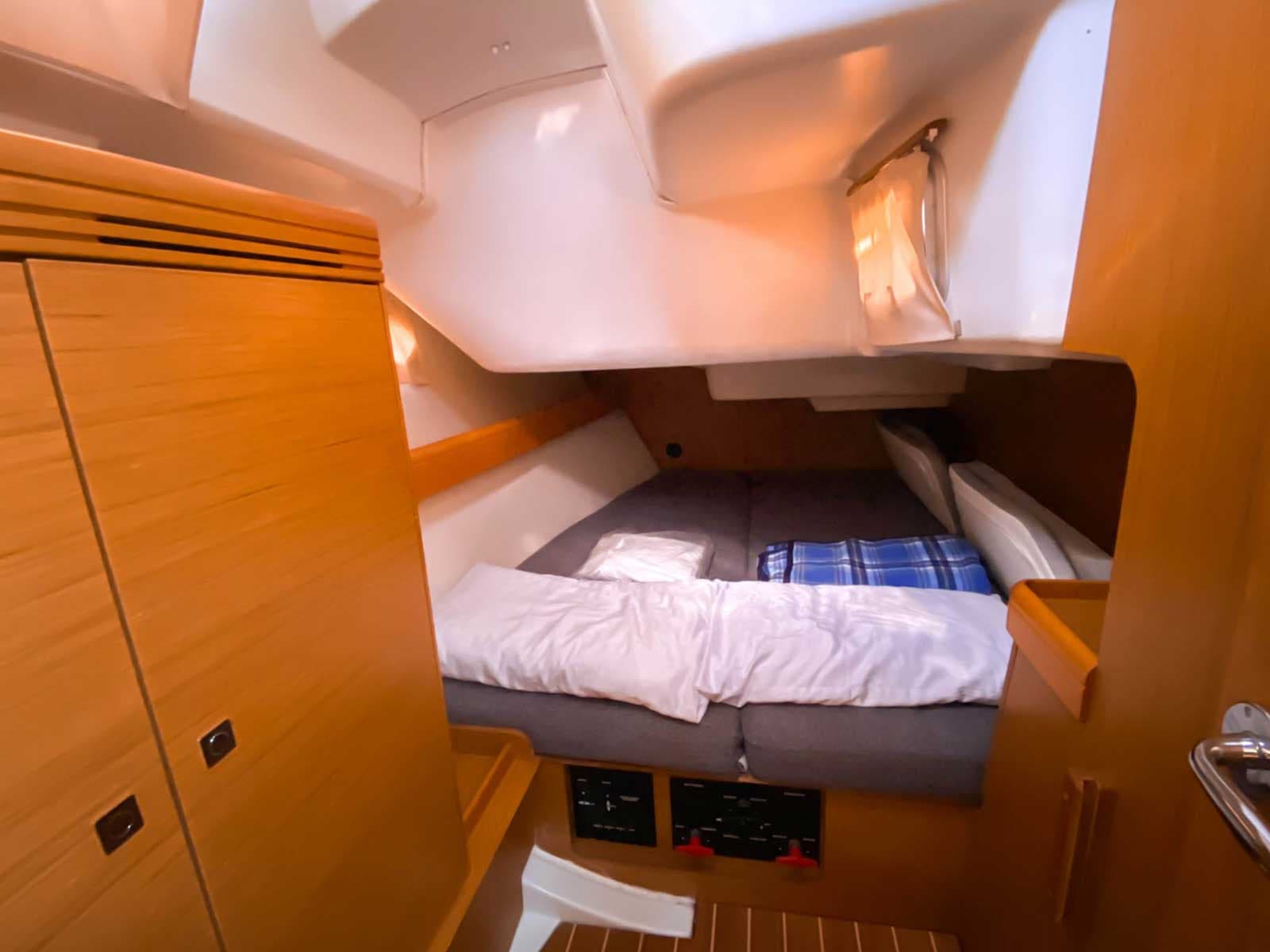 Sun Odyssey 42 i - photo 4