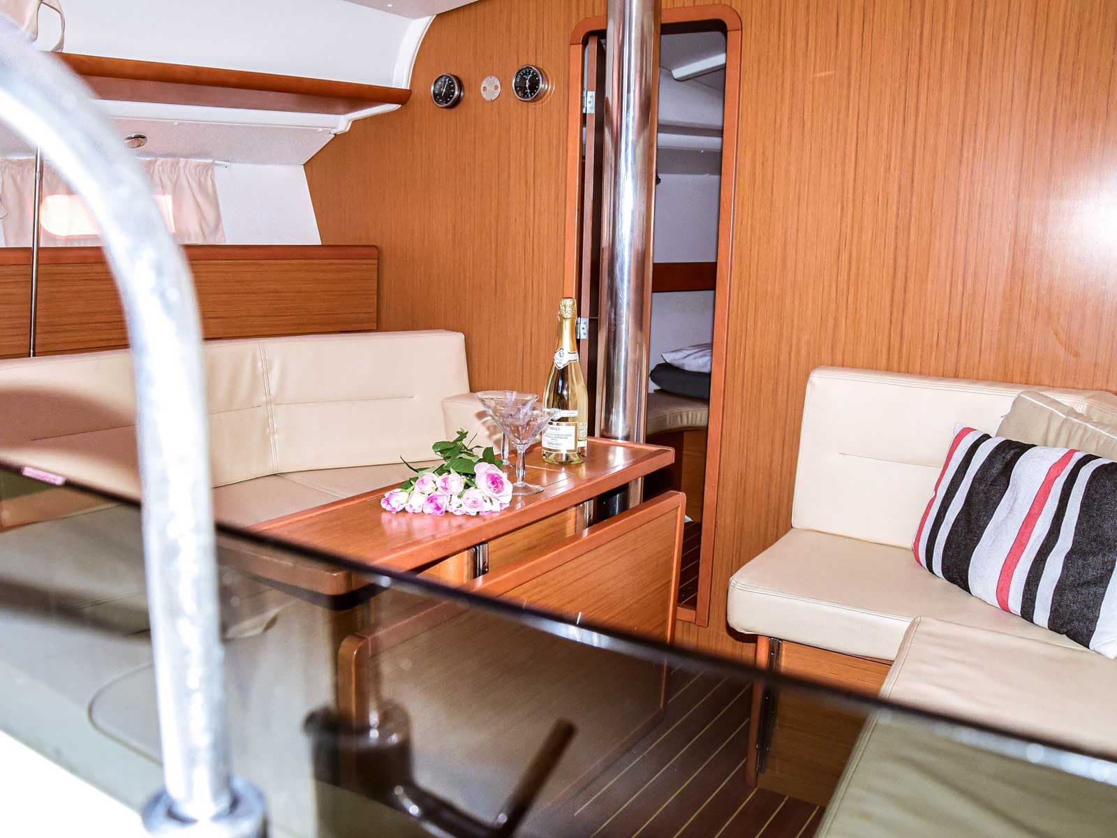 Sun Odyssey 42 i - photo 5