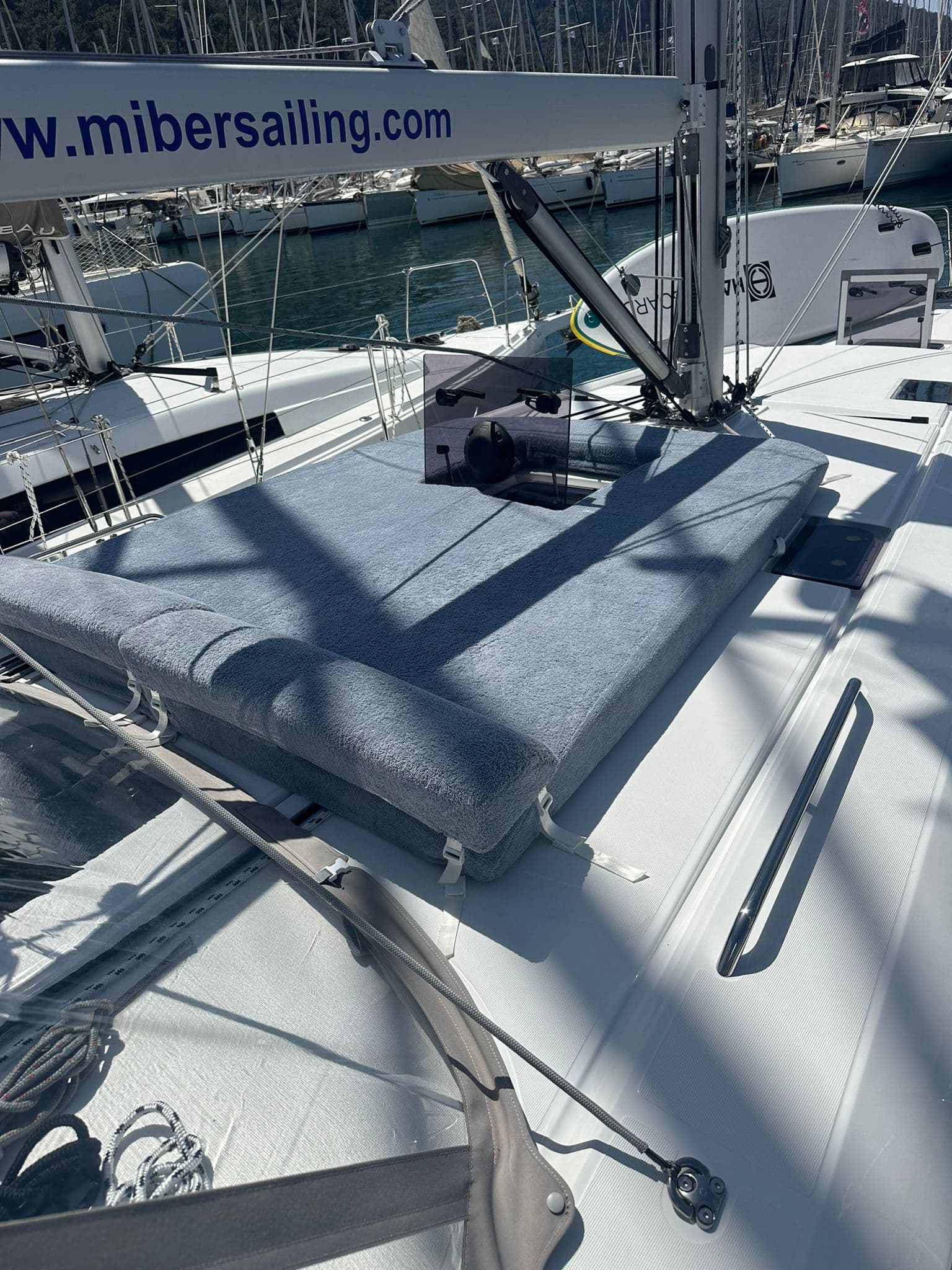 Oceanis 40.1 - photo 7