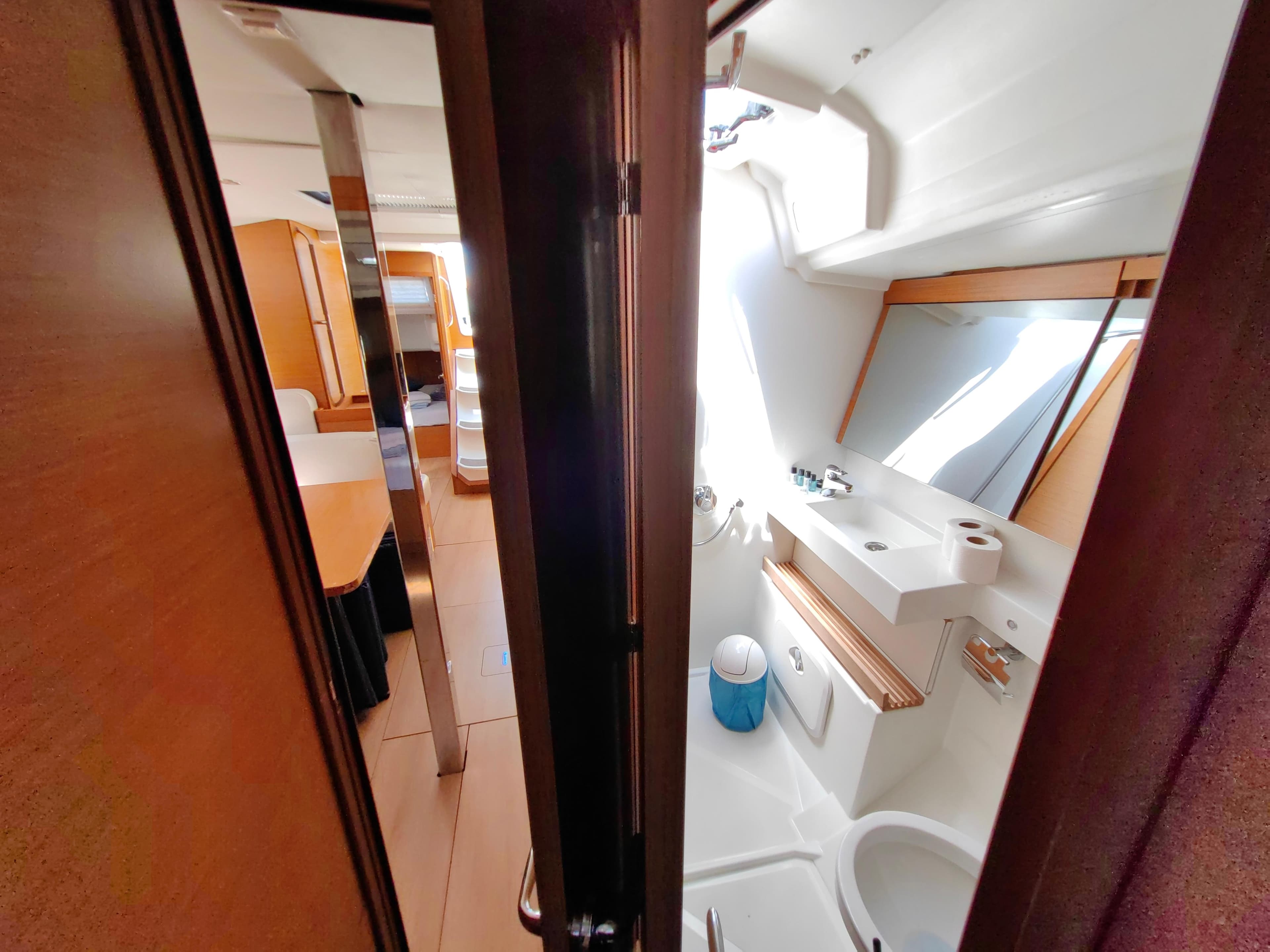 Sun Odyssey 440 - photo 11