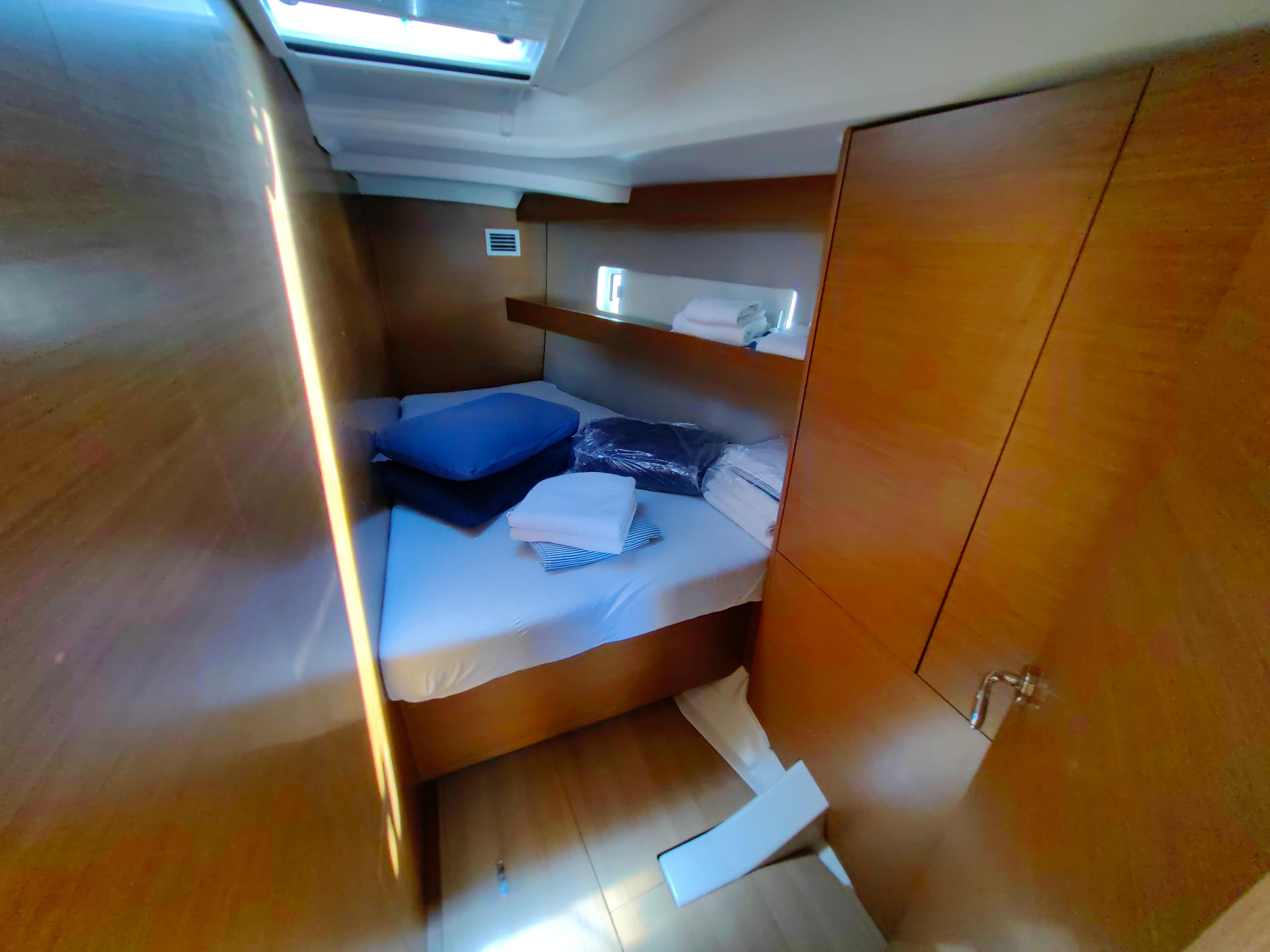 Sun Odyssey 440 - photo 14