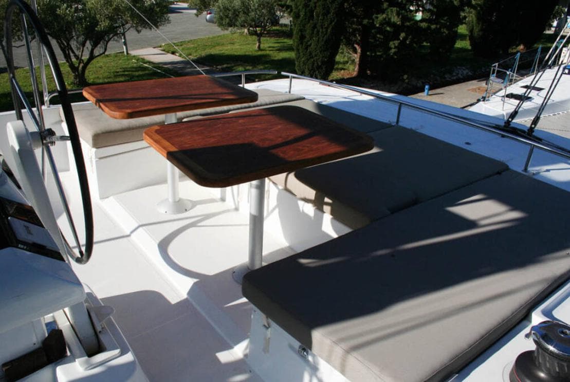 Lagoon 52F - photo 9