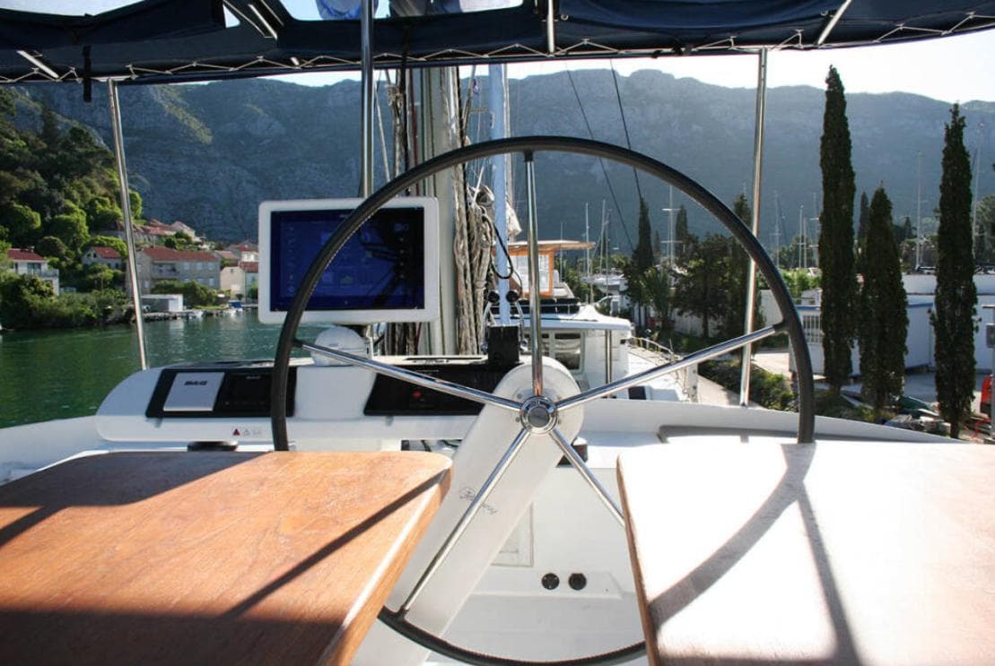 Lagoon 52F - photo 28