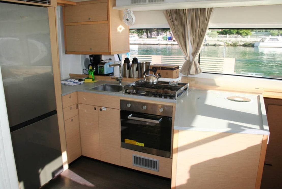 Lagoon 52F - photo 39