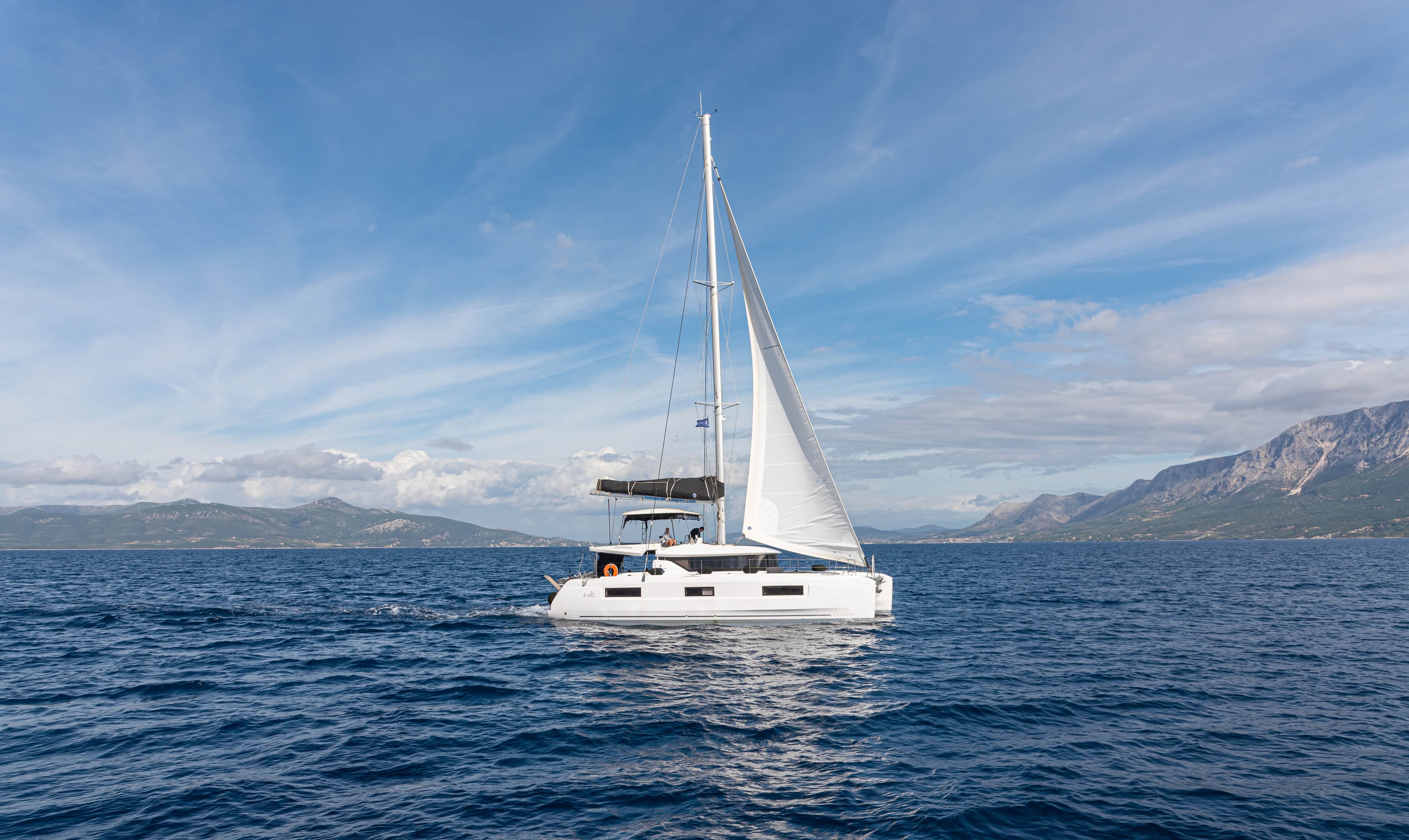 Lagoon 46  - photo 15