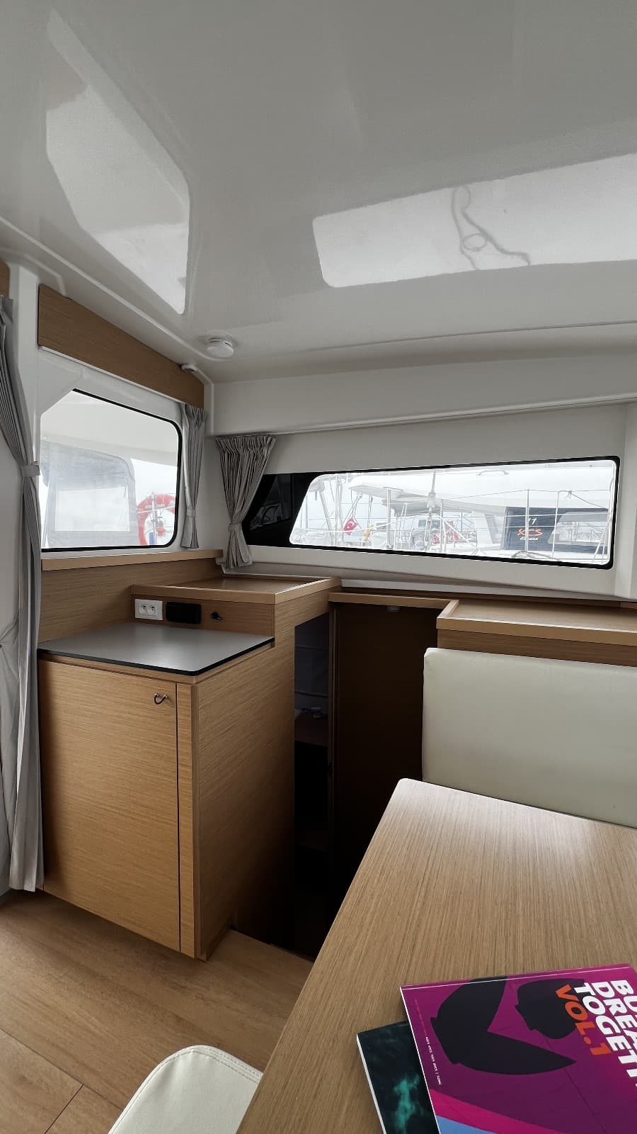 Excess 11 - photo 12