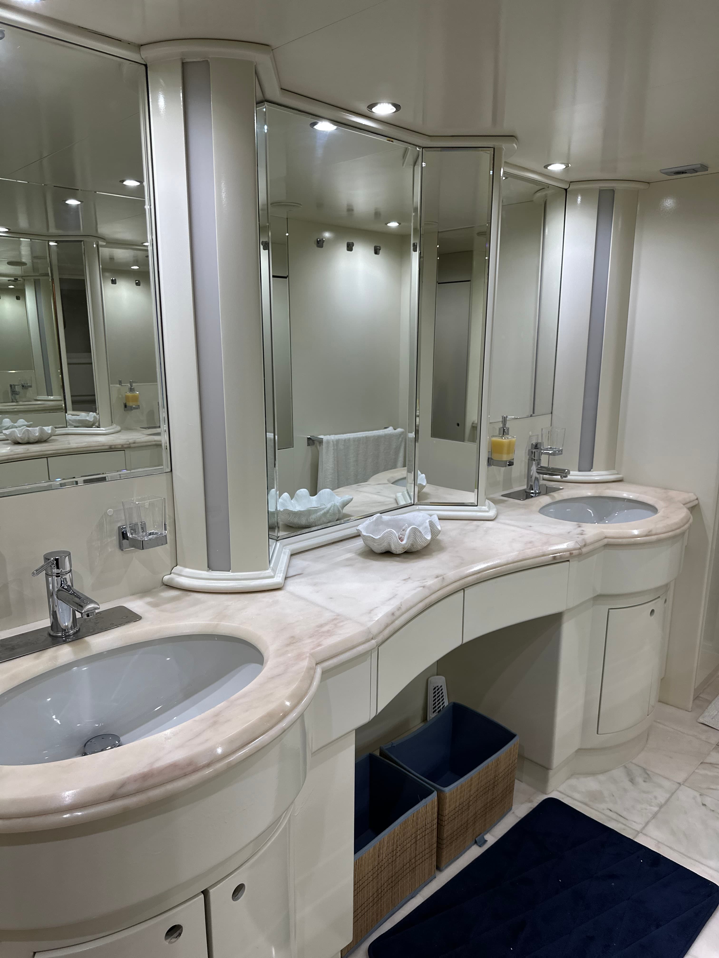 Superphantom 80 - photo 4