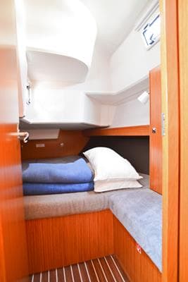 Bavaria Cruiser 37 - photo 10