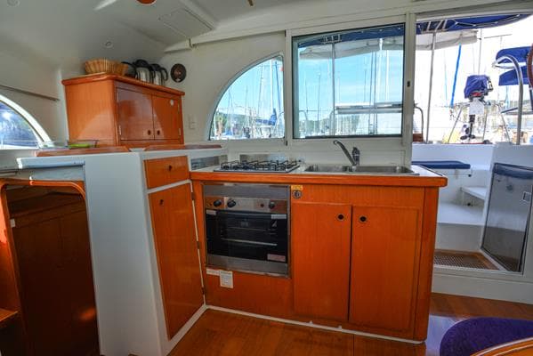 Lagoon 380 - photo 15