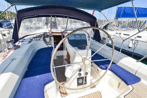 Bavaria 42 - photo 11