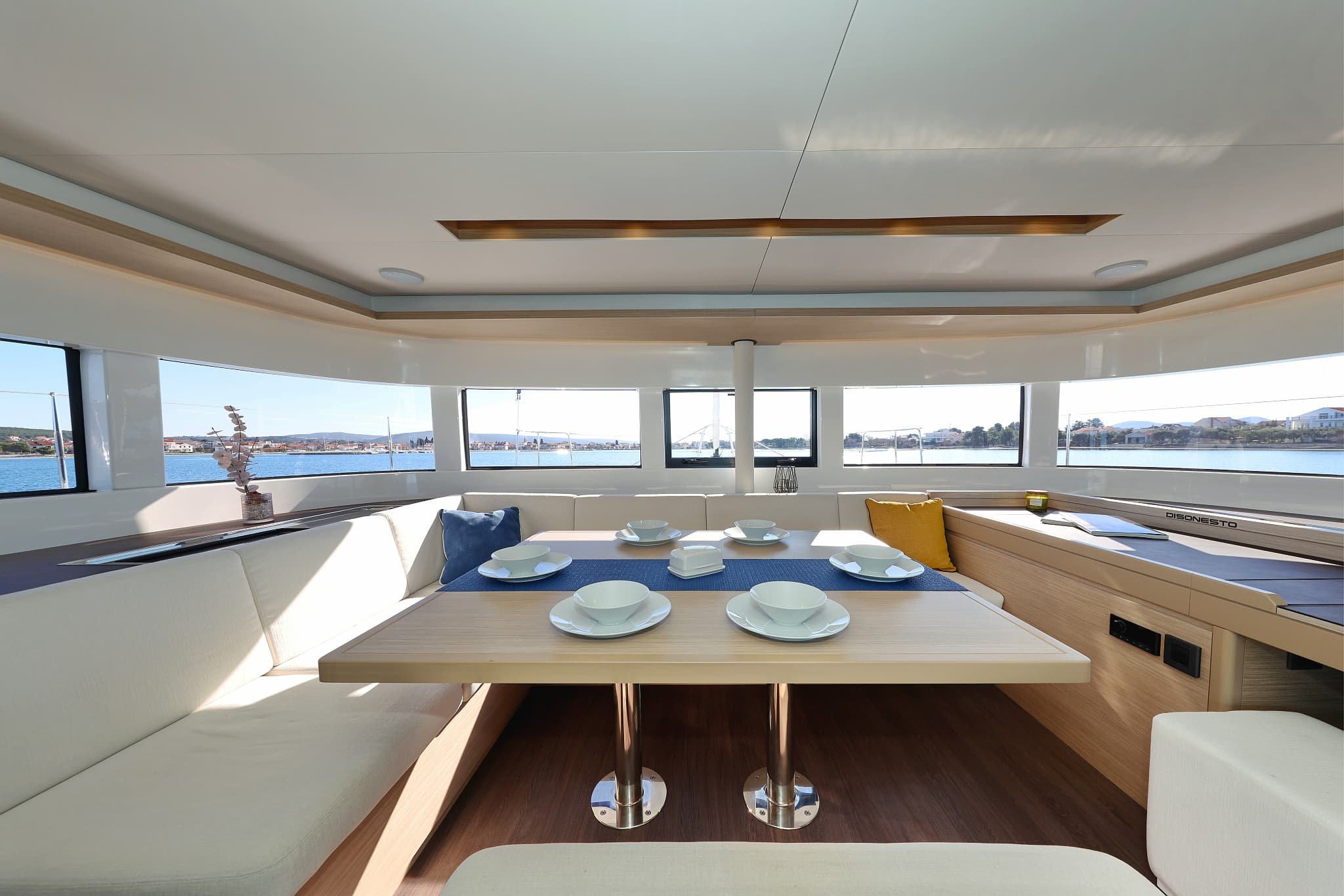 Lagoon 51 - photo 24