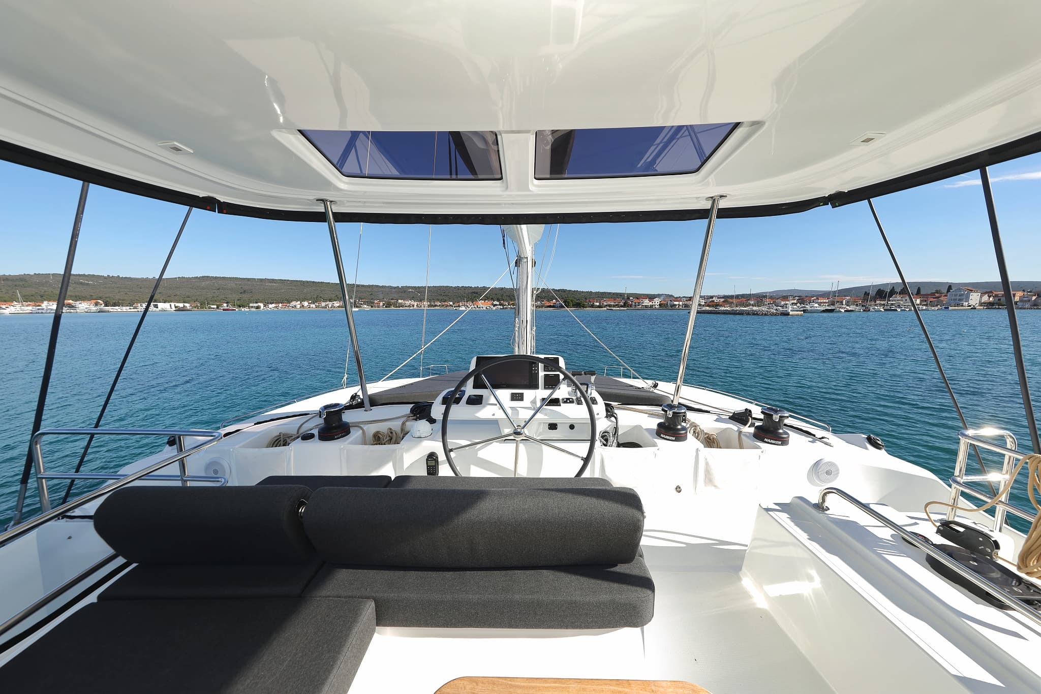 Lagoon 51 - photo 20