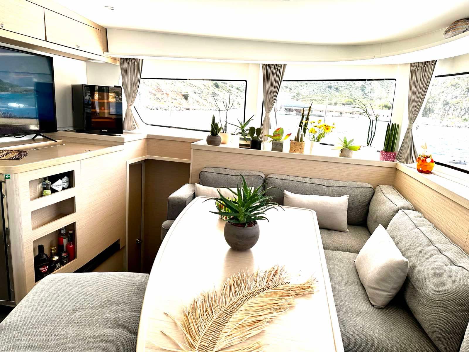 Lagoon 42 - photo 19