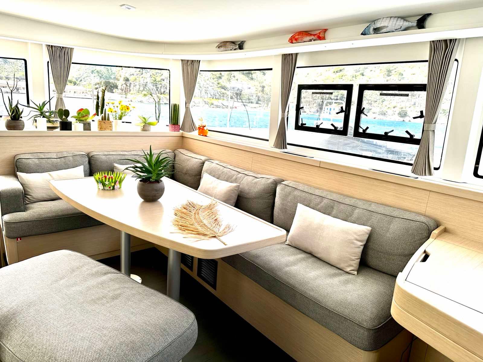 Lagoon 42 - photo 13