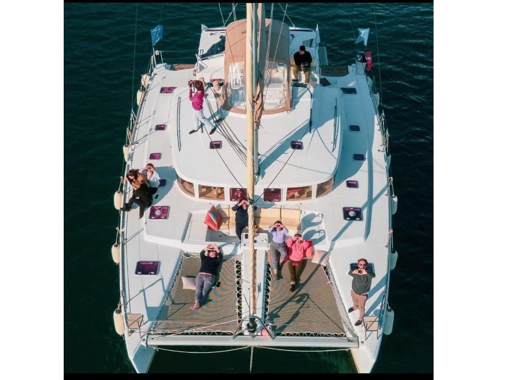 Lagoon 450 Fly - photo