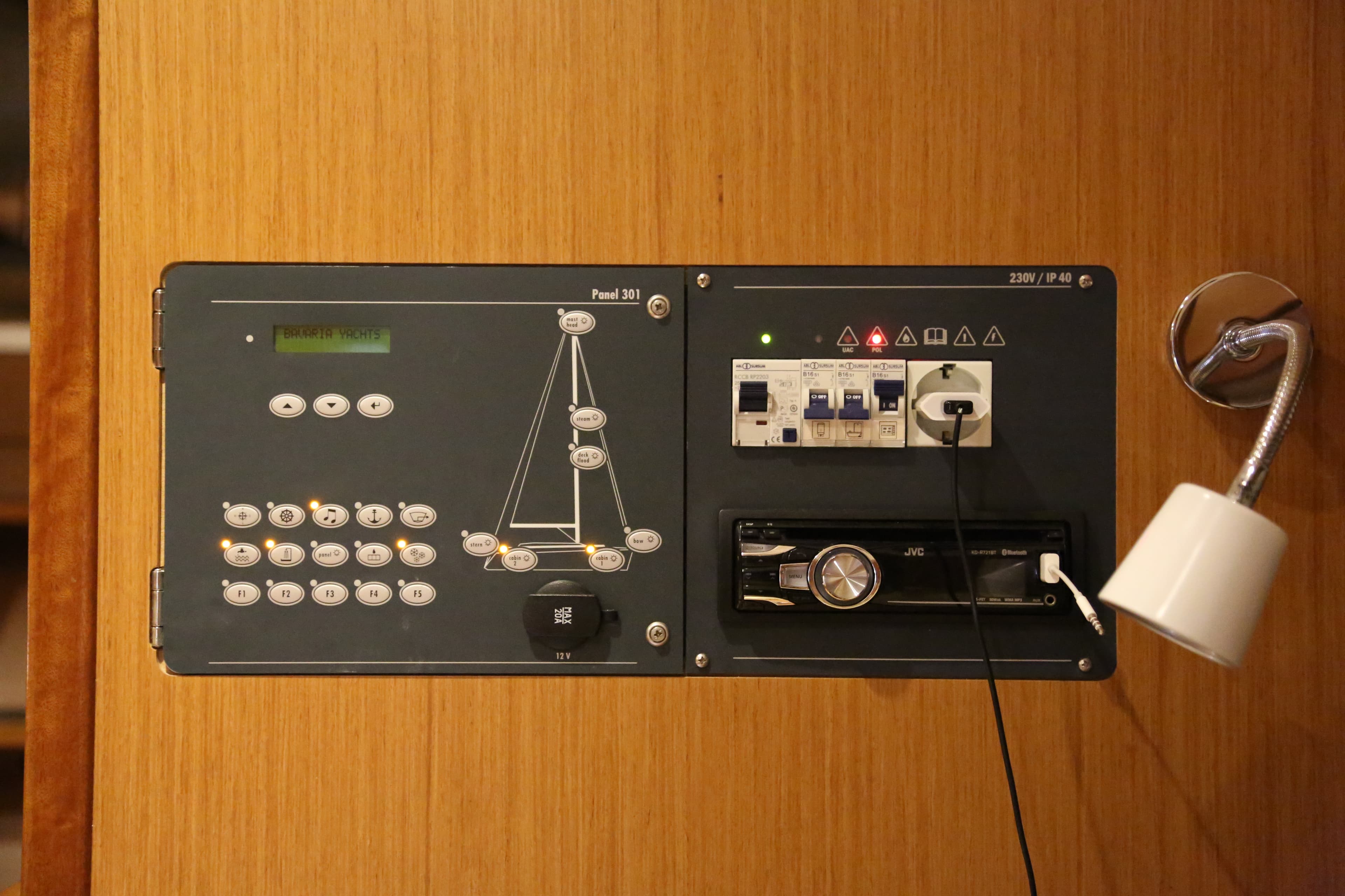 Bavaria Cruiser 36 - photo 4