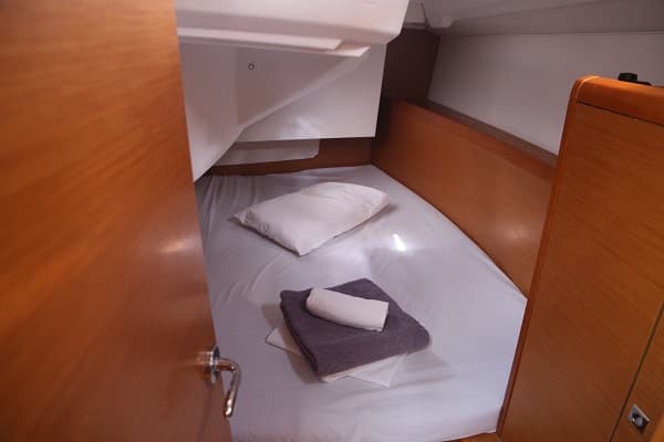 Sun Odyssey 349 - photo 9