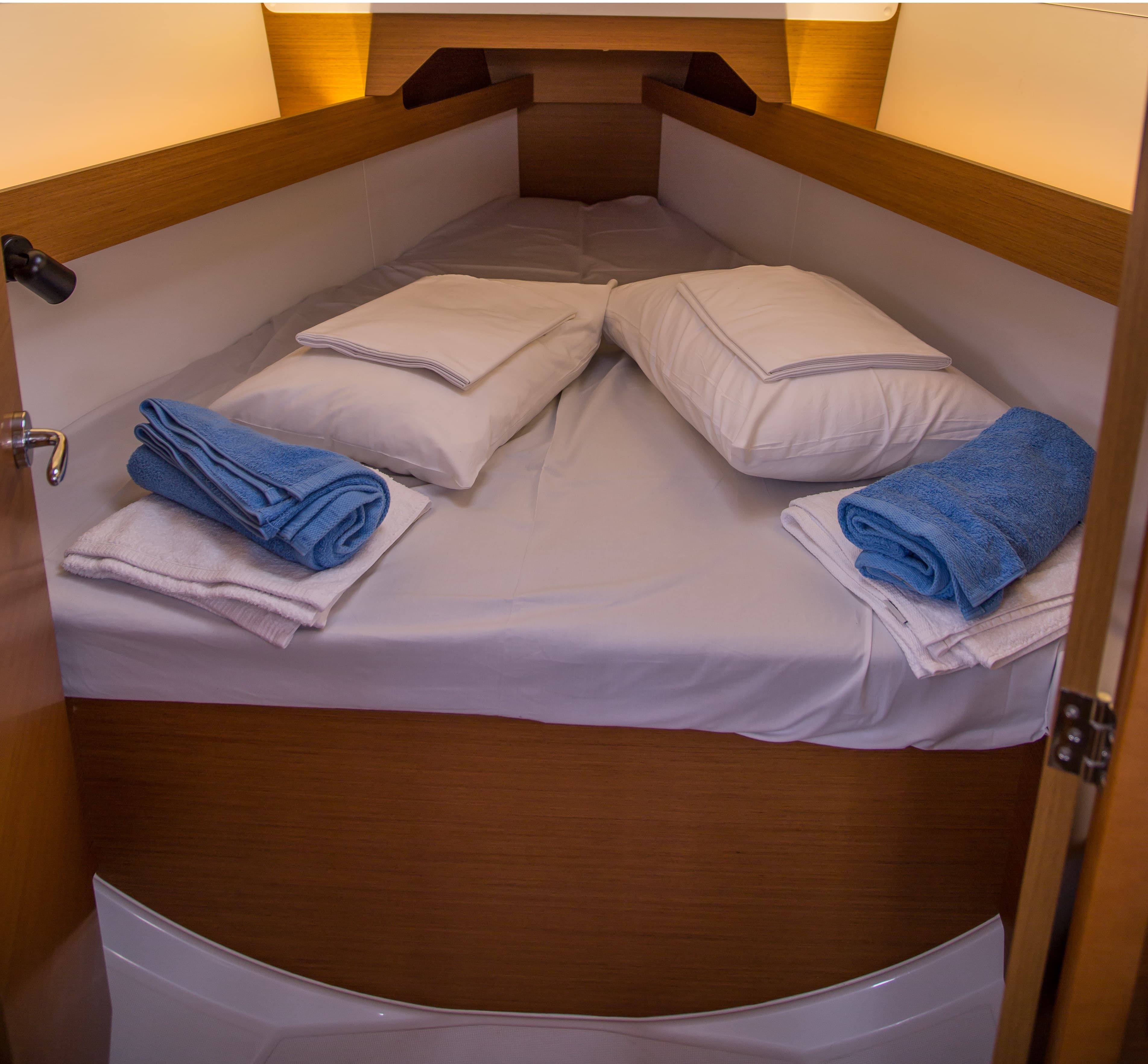 Sun Odyssey 349 - photo 7