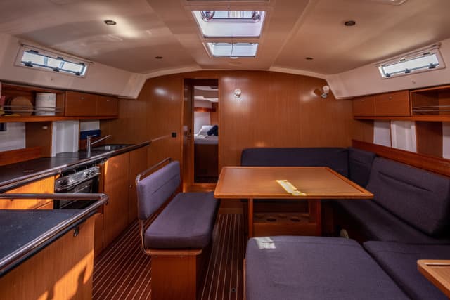 Bavaria 45 - photo 20
