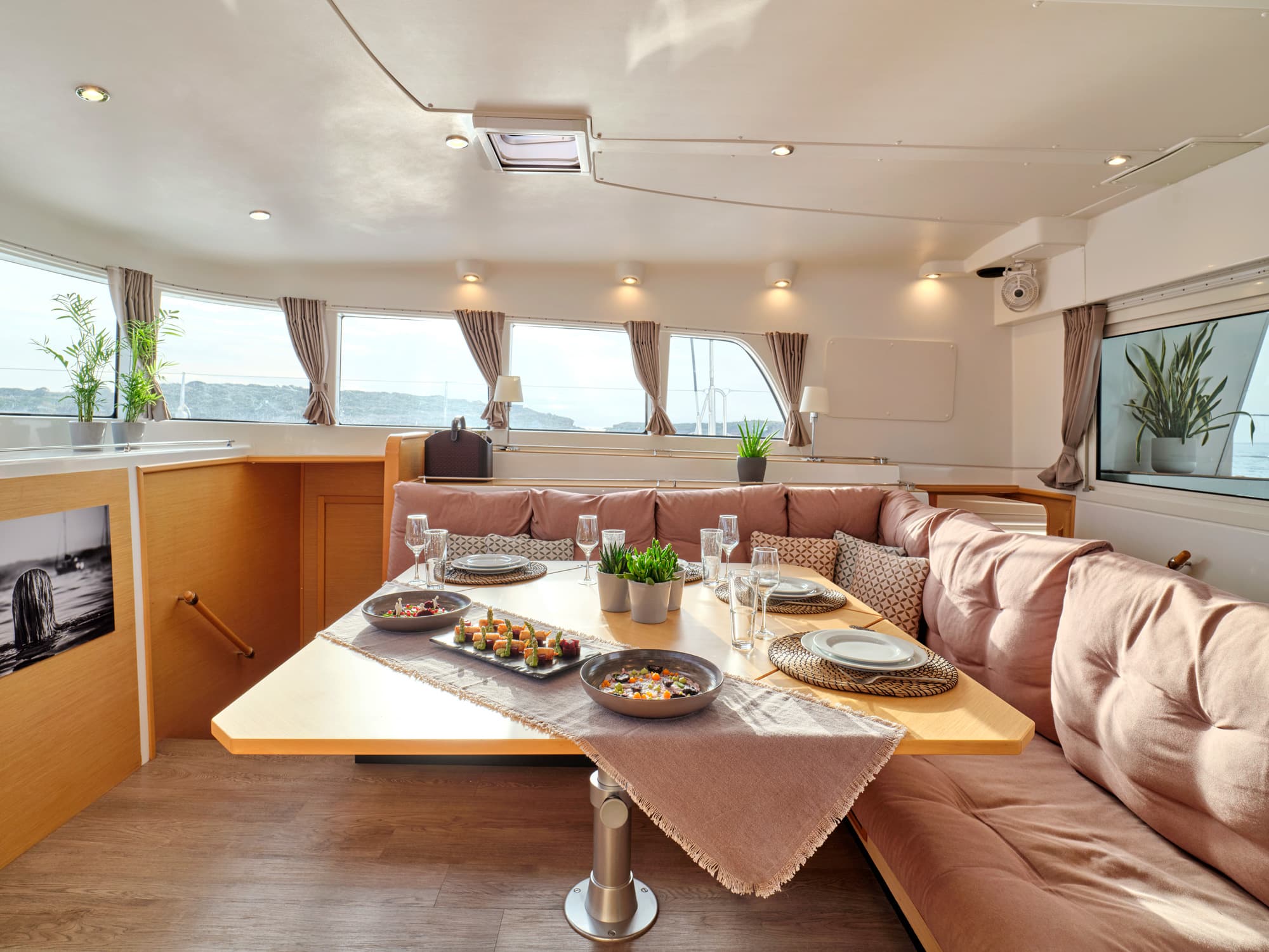 Lagoon 50 - photo 26