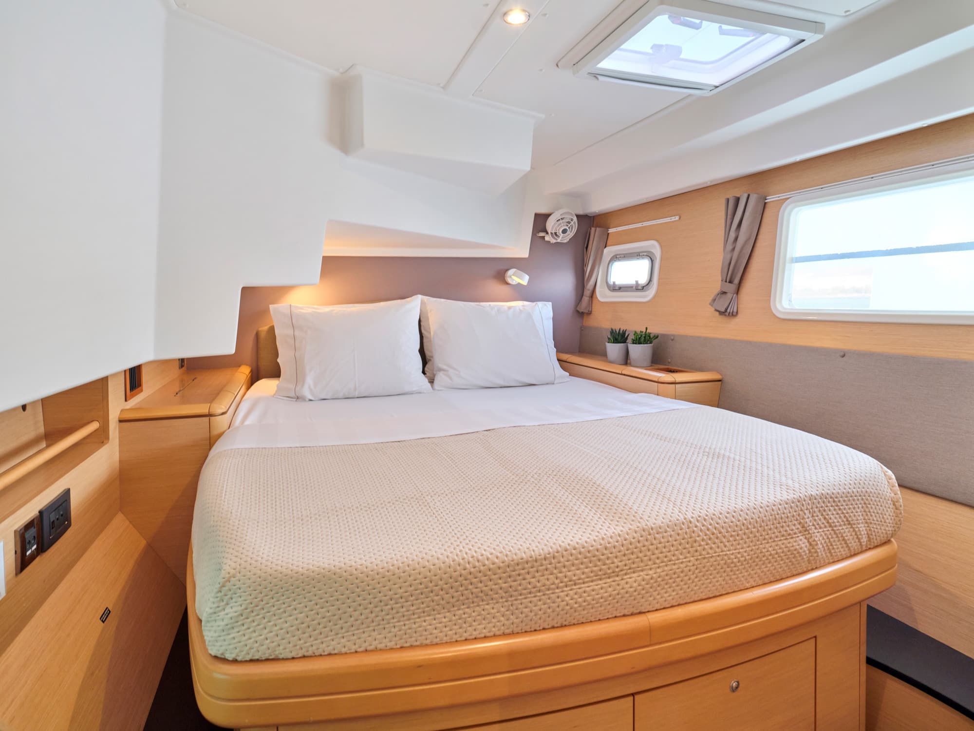 Lagoon 50 - photo 37