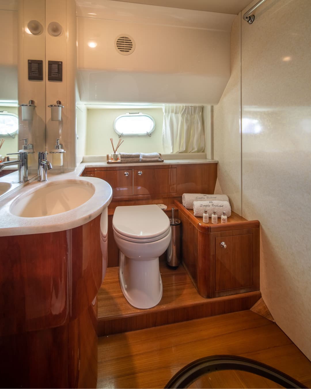 Ferretti 68 - photo 18