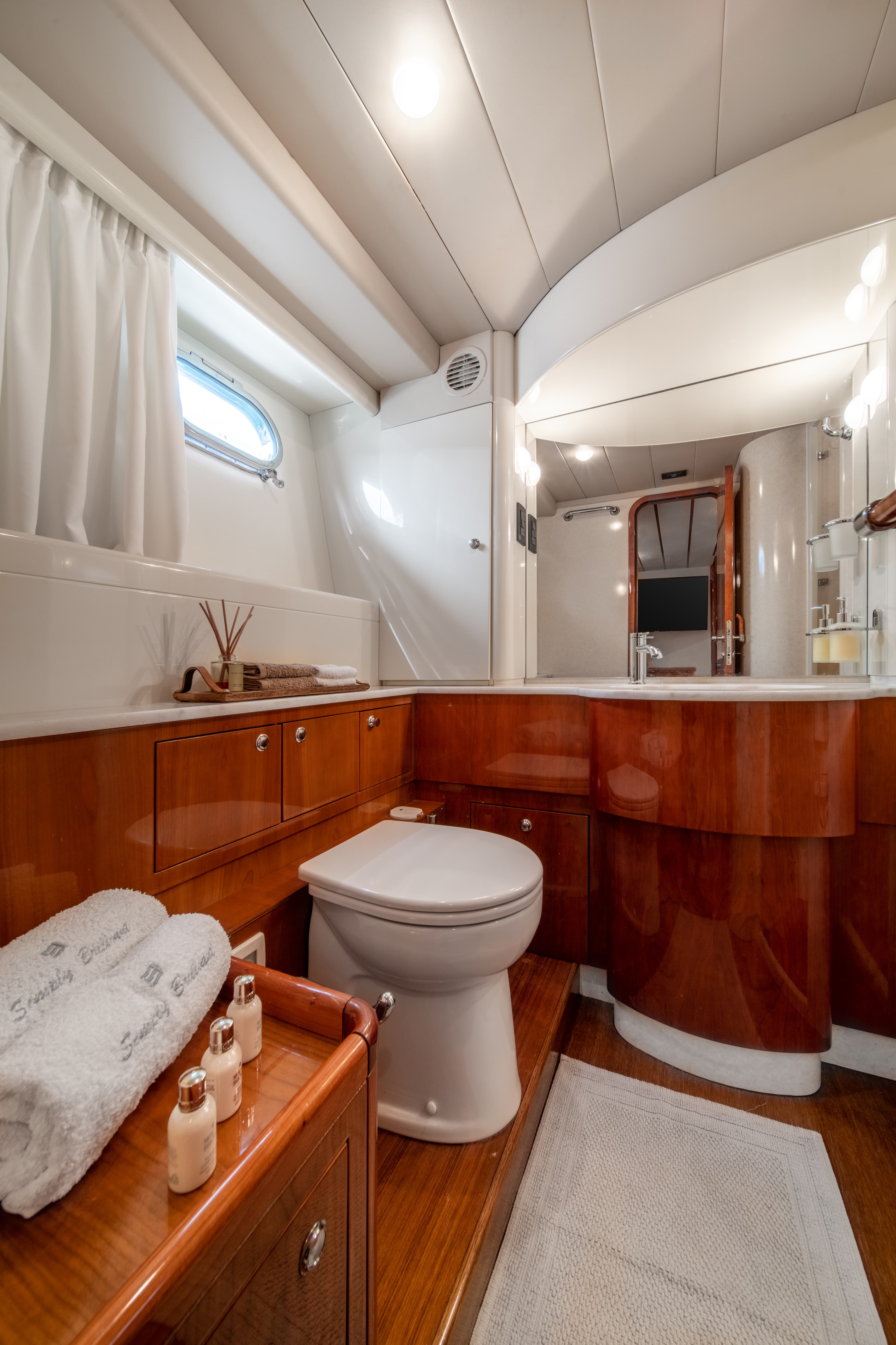 Ferretti 68 - photo 20