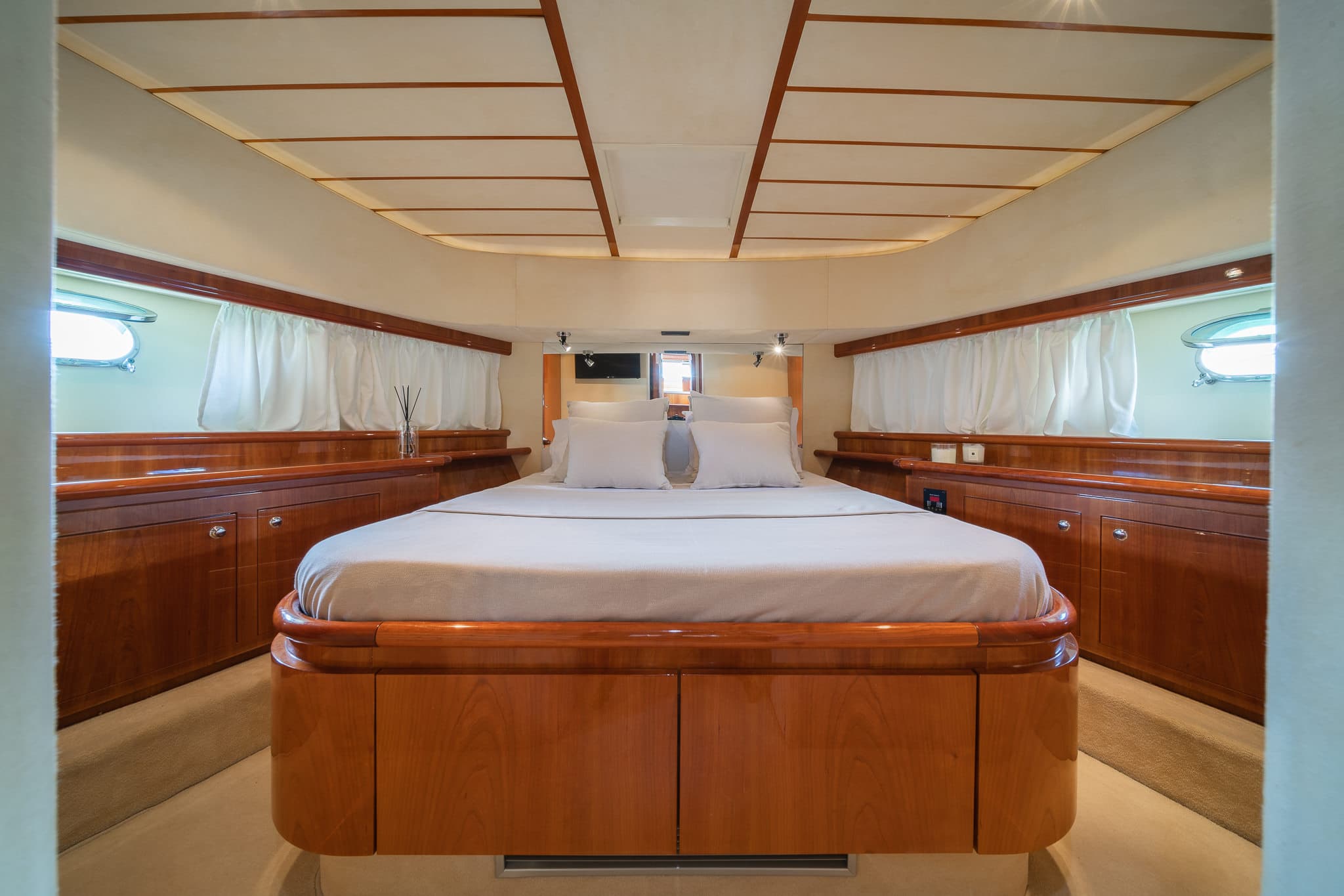 Ferretti 68 - photo 15