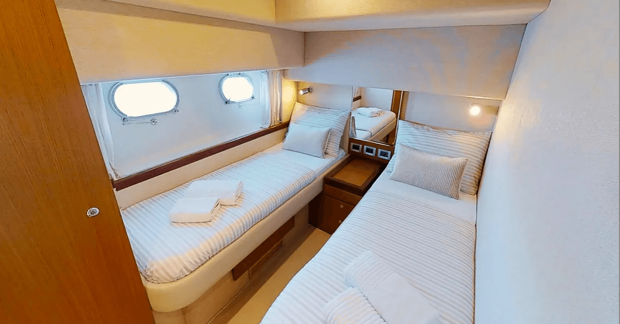 Ferretti 630 - photo 26