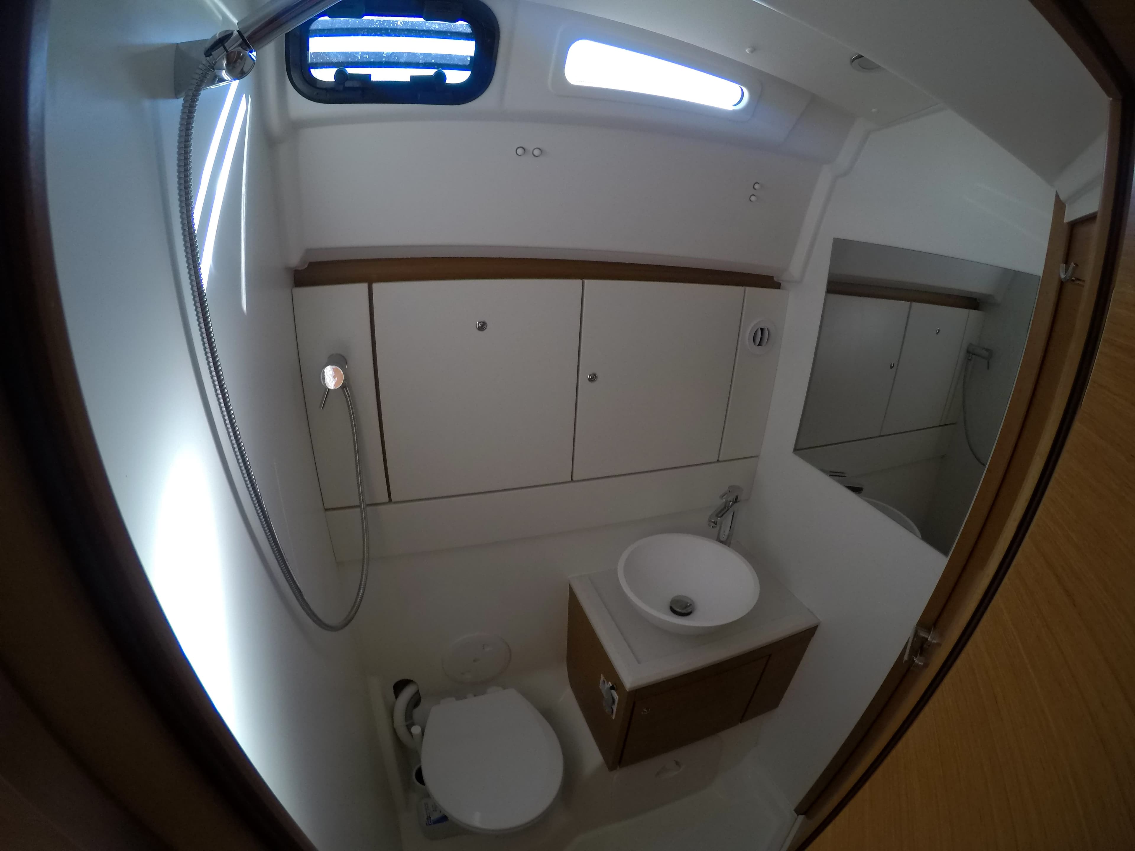 Jeanneau 54 - photo 21