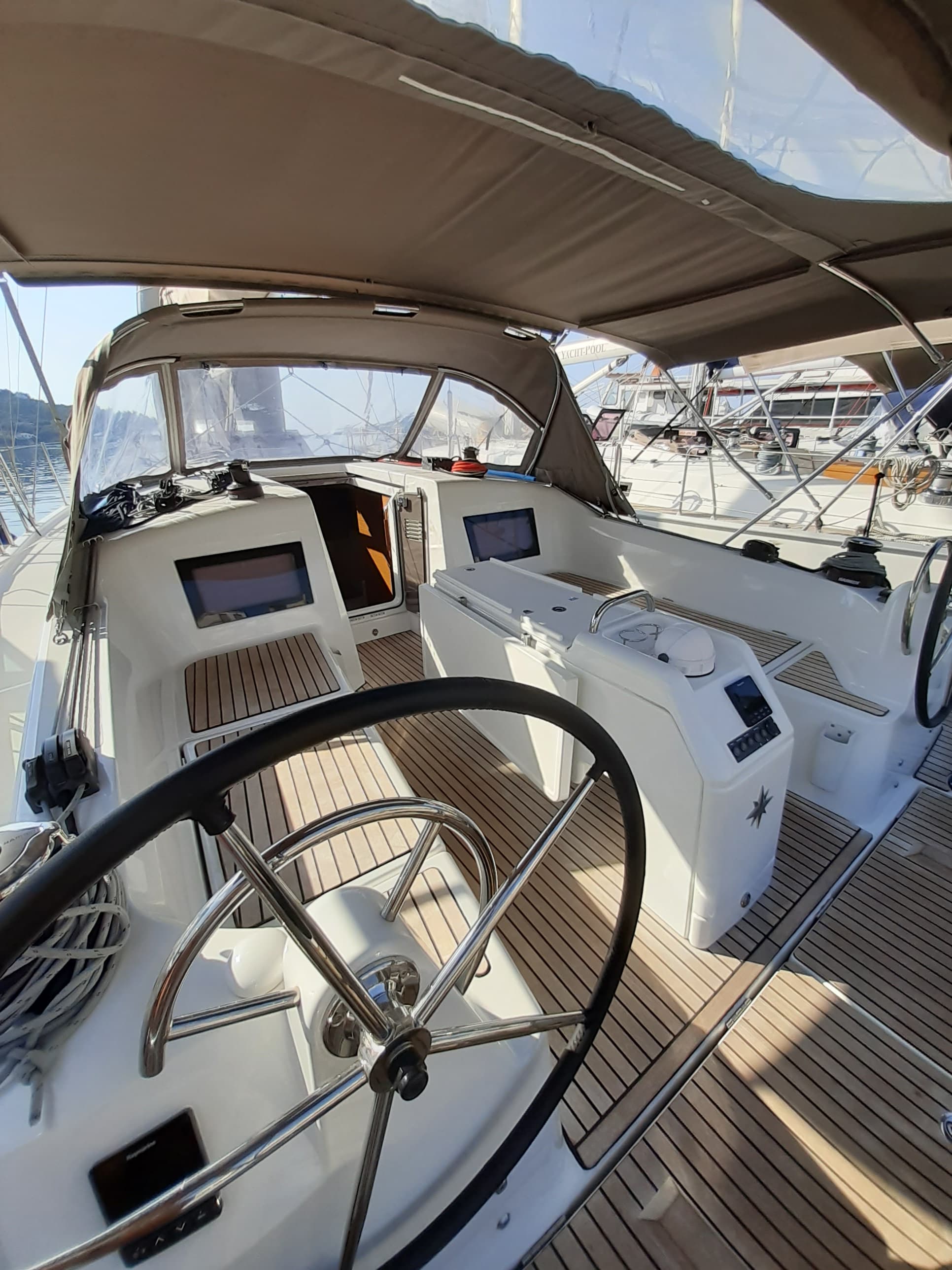 Sun Odyssey 410 - photo 5