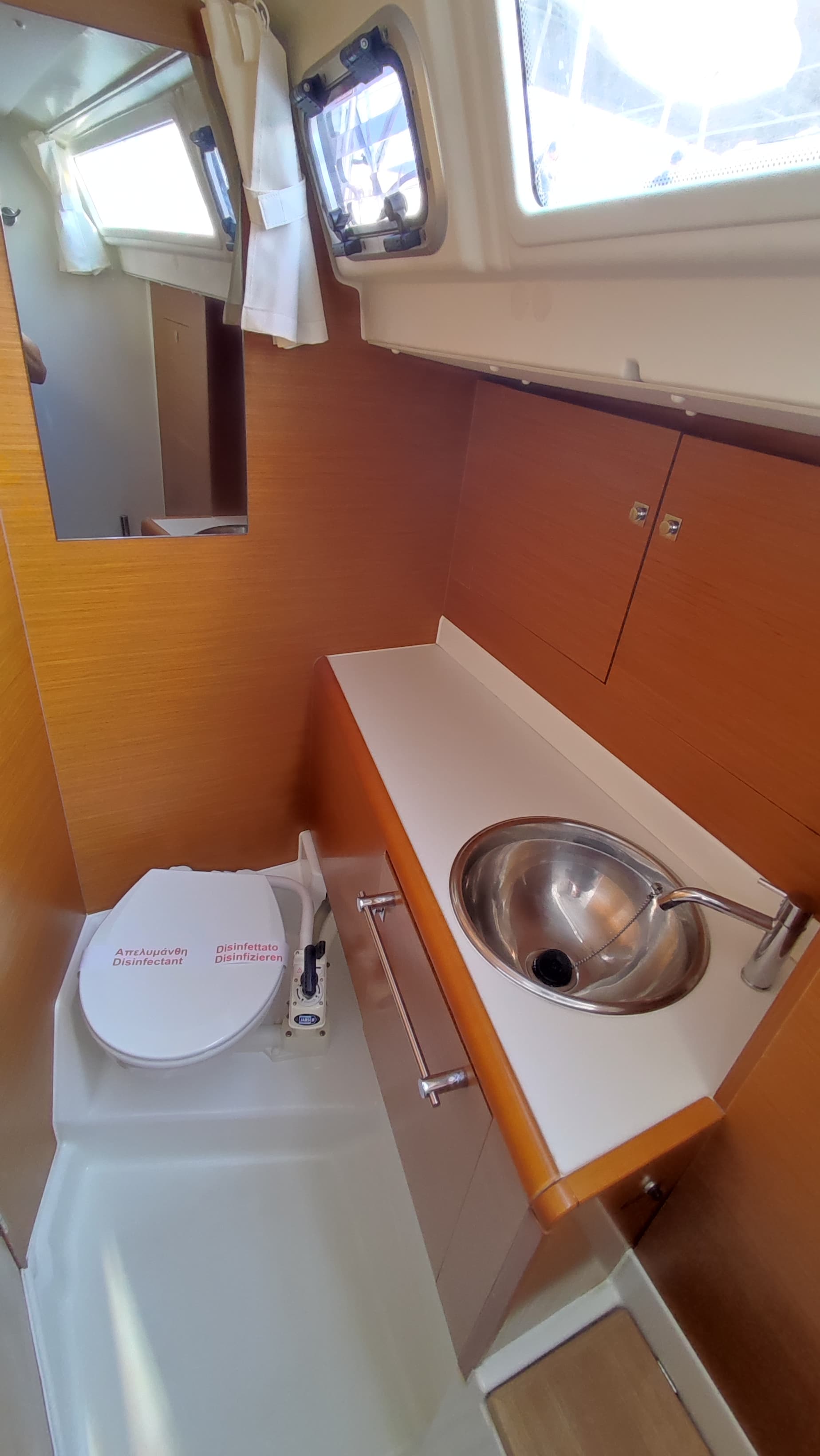 Sun Odyssey 419 - photo 10