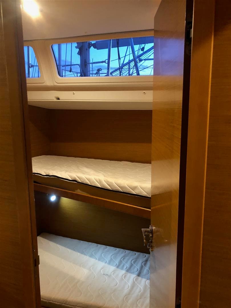 Sun Odyssey 519 - photo 4