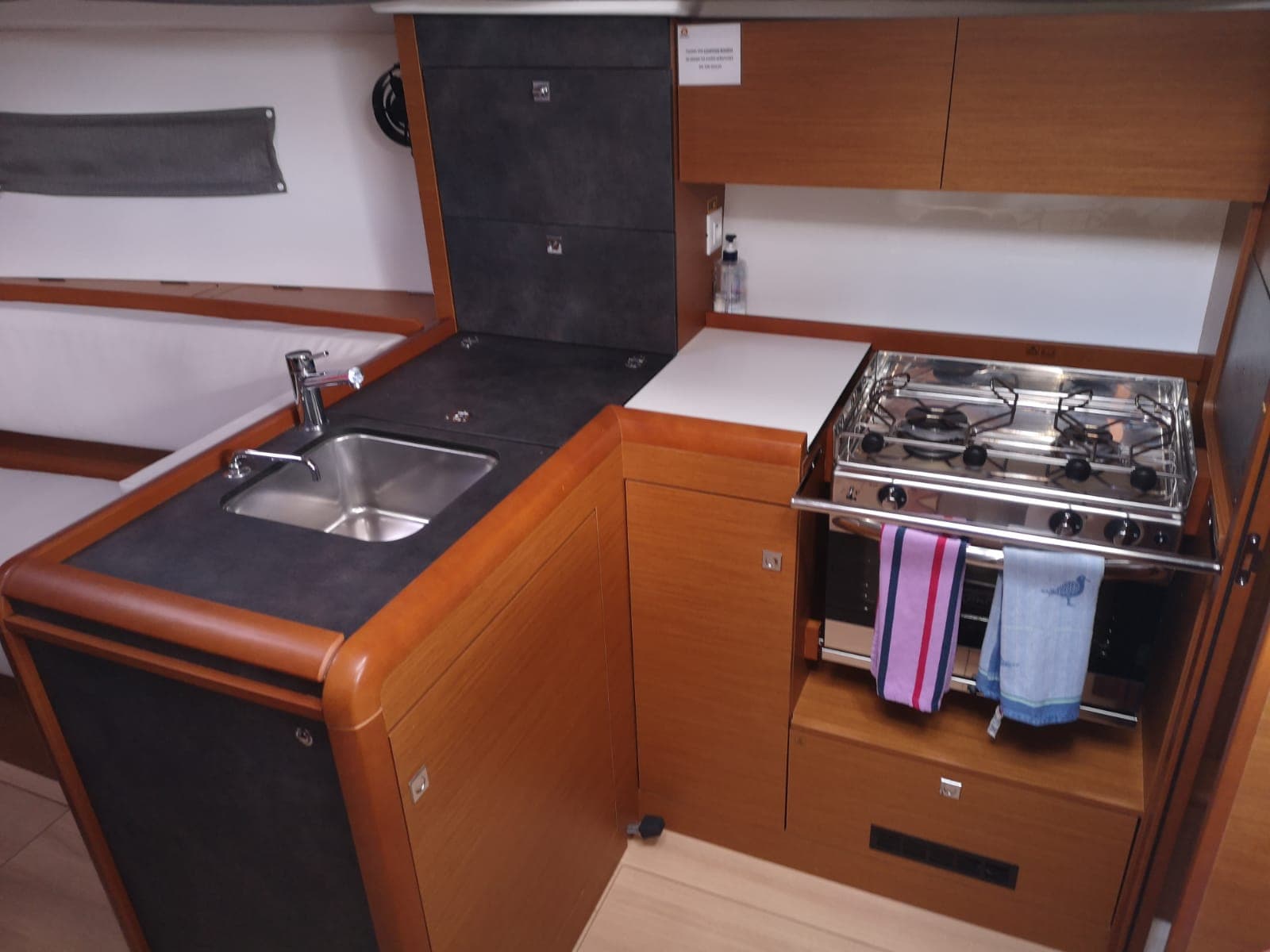 Sun Odyssey 349 - photo 10