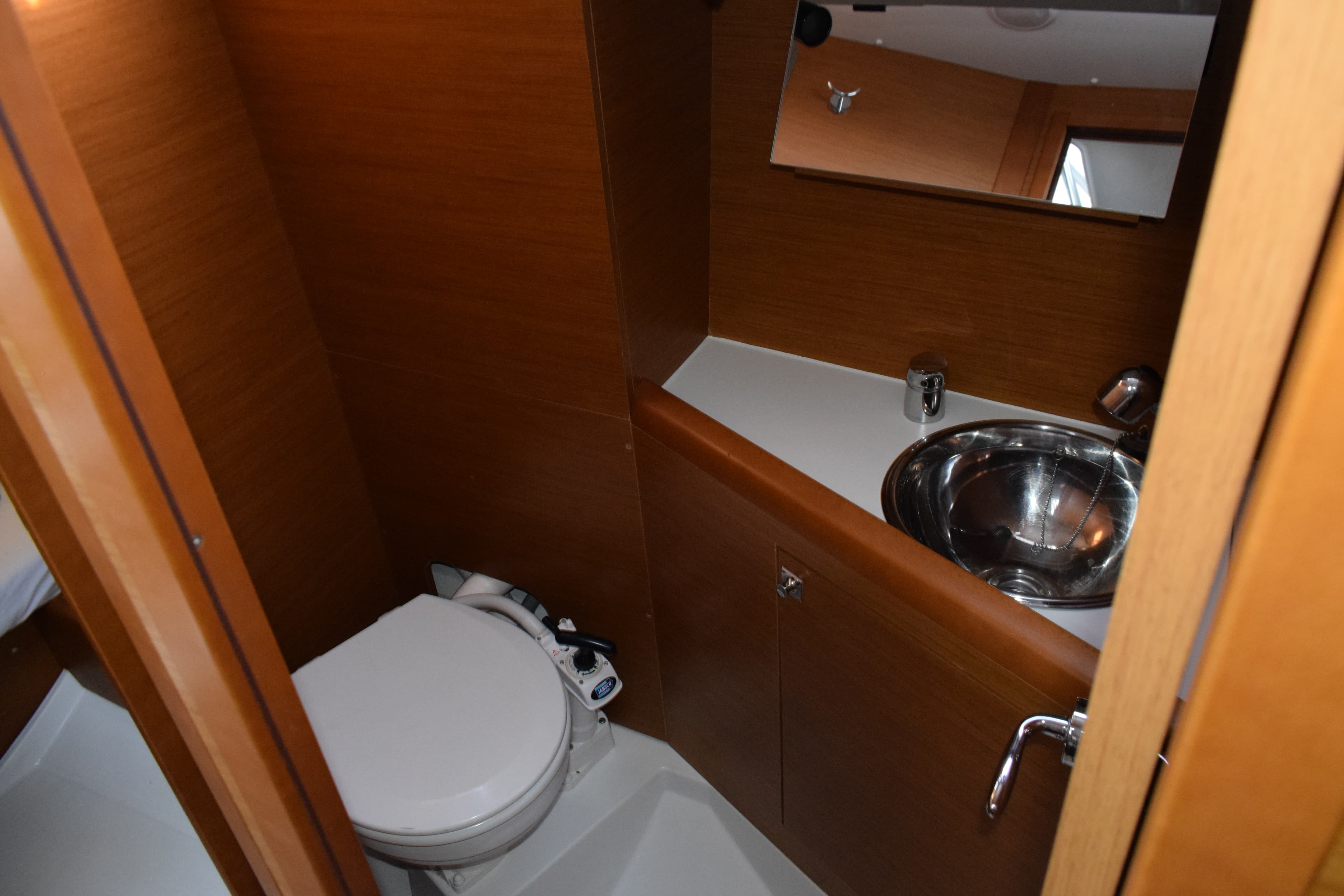 Sun Odyssey 349 - photo 6