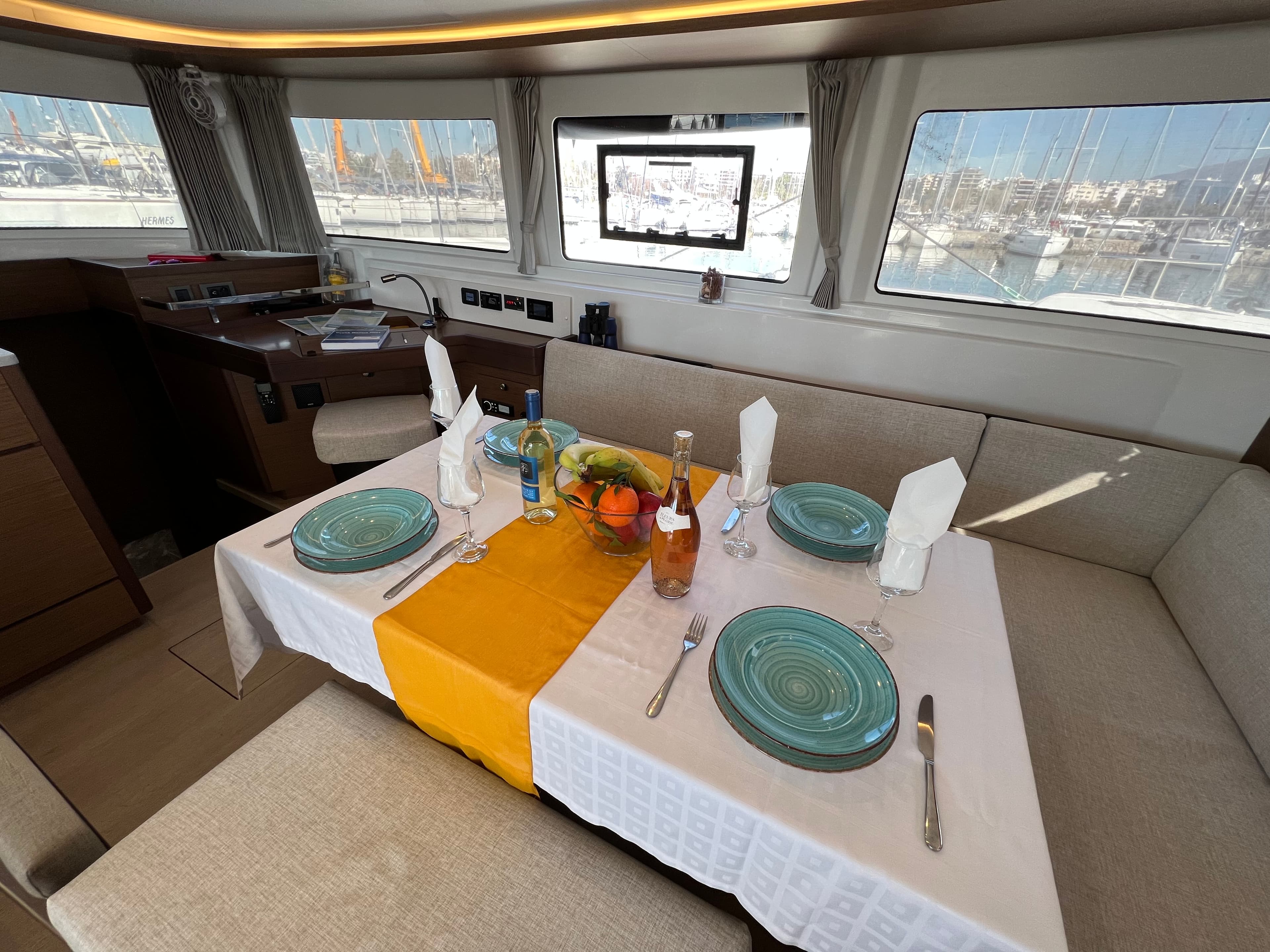 Lagoon 46  - photo 13