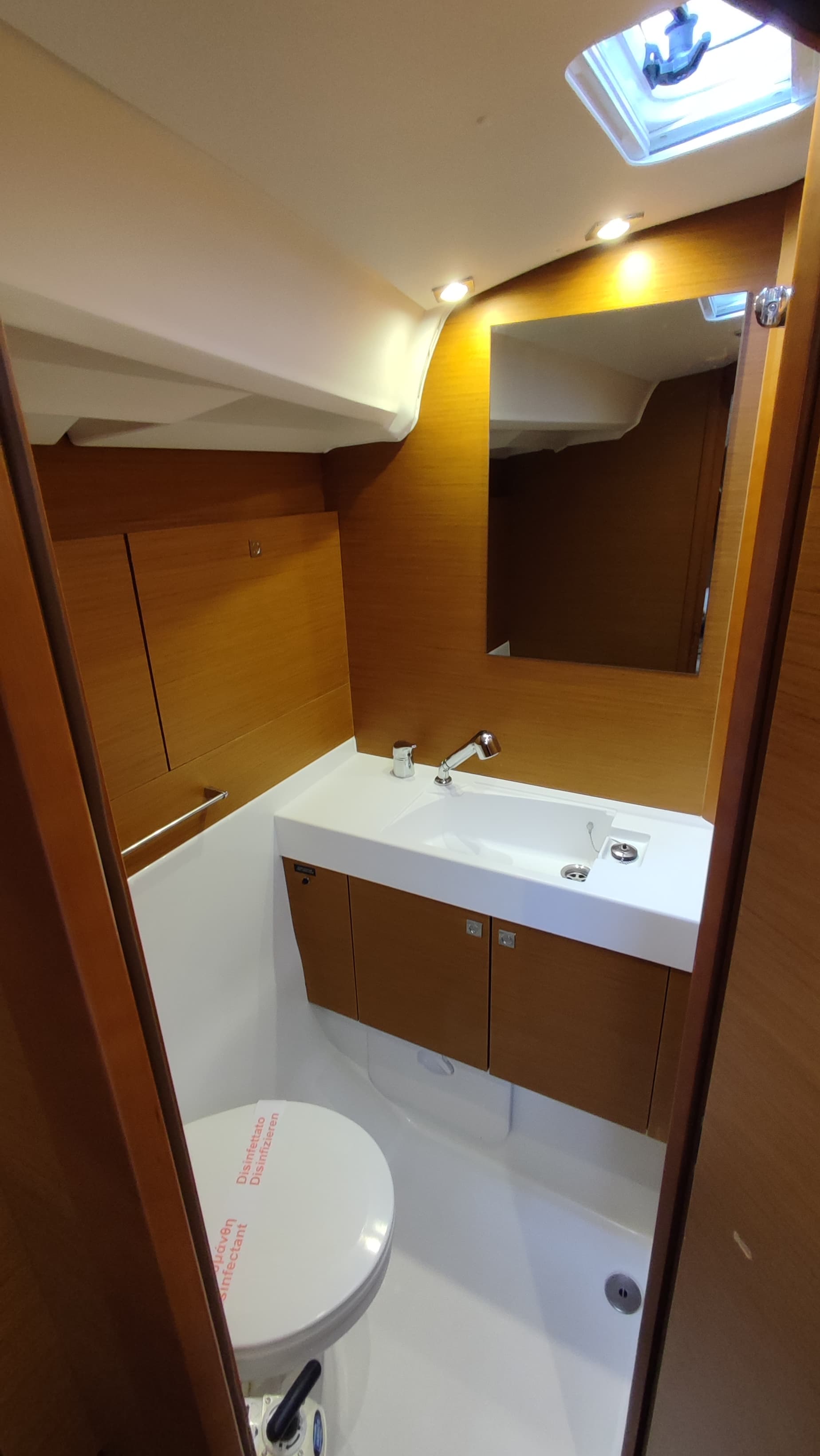 Sun Odyssey 519 - photo 7